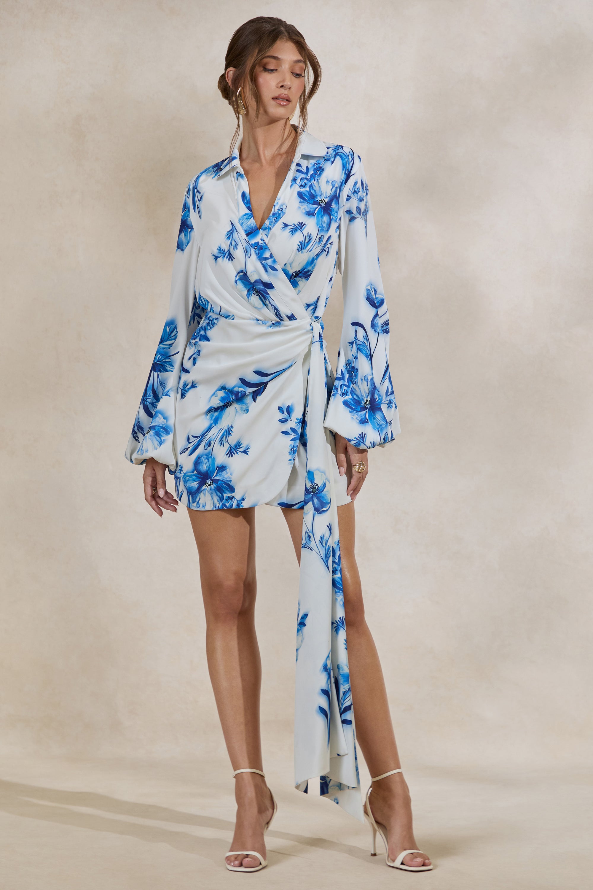 ECM_HR_CL138569153 - Itzara _ Blue Floral Print Plunge-Neck Wrap Dress With Belt Detail1.jpg