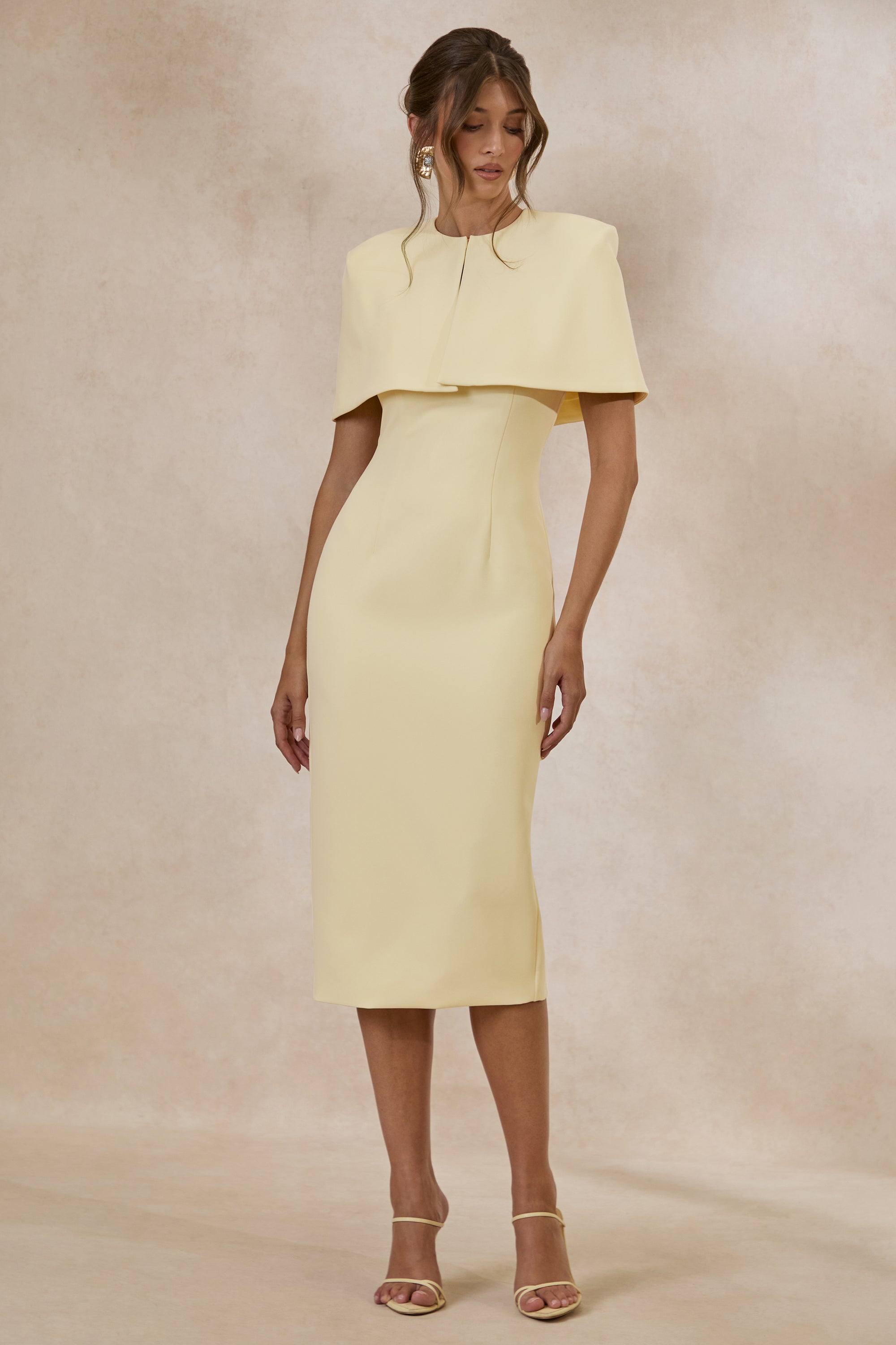 Celandia | Lemon Midi-Dress With Removable Cape – Club L London