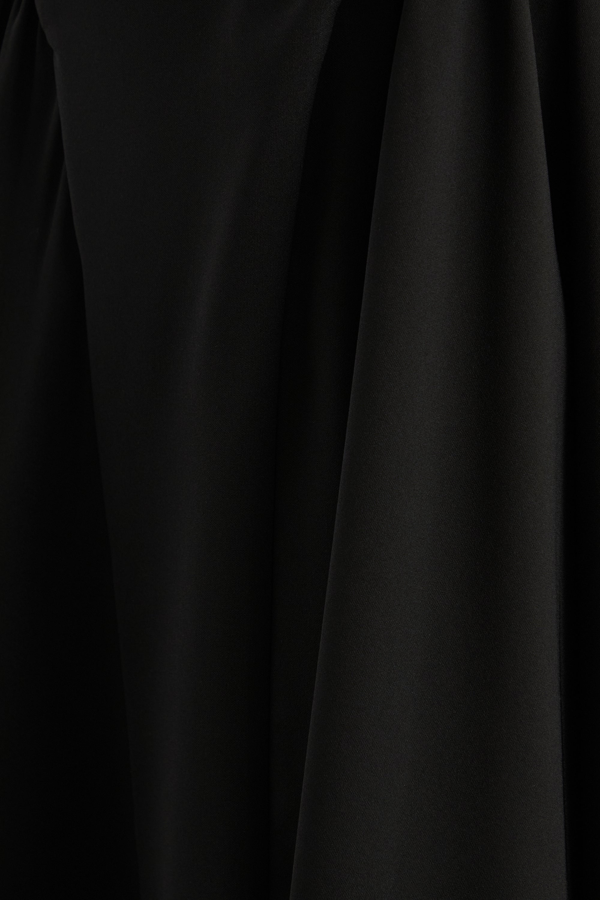 ECM_HR_CL138787001 - Mirel | Black Halter-Neck Midi Dress 3.jpg