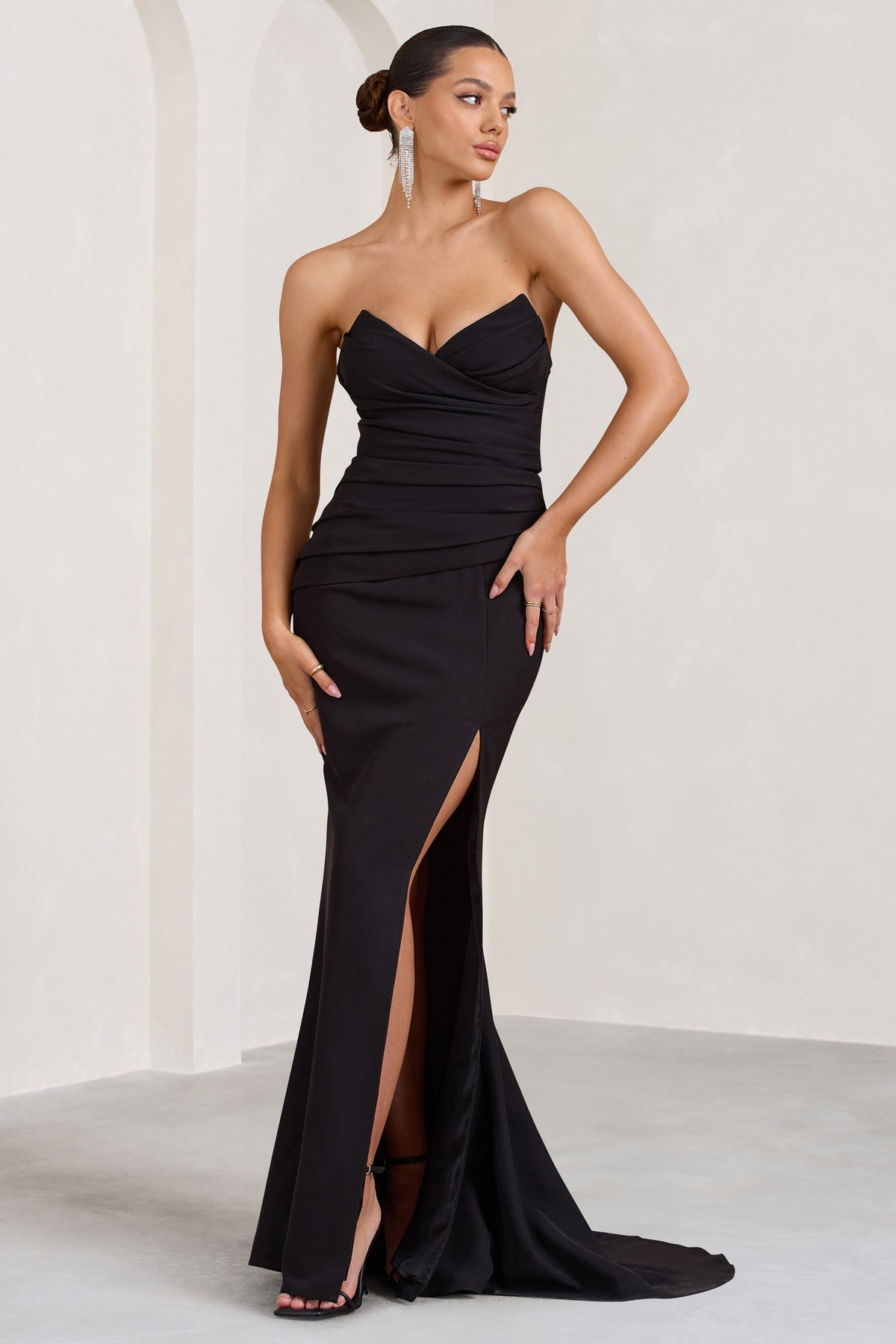 Elene Black Pleated Split Fishtail Maxi Dress – Club L London - USA