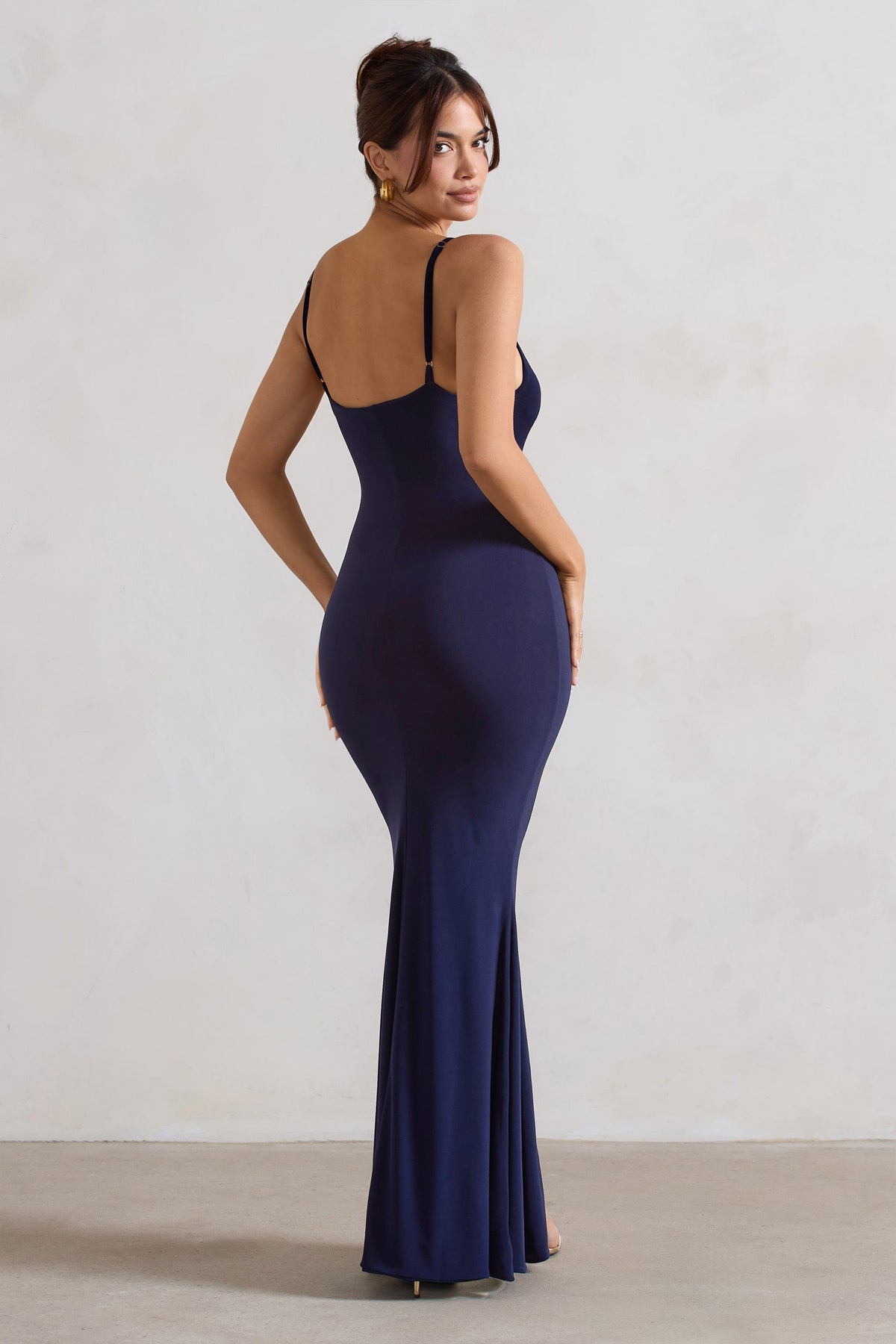 WB_CC_HR_CL126720015-LoveShyNavyPlungeNeckMaxiDressWithSplitDetail9