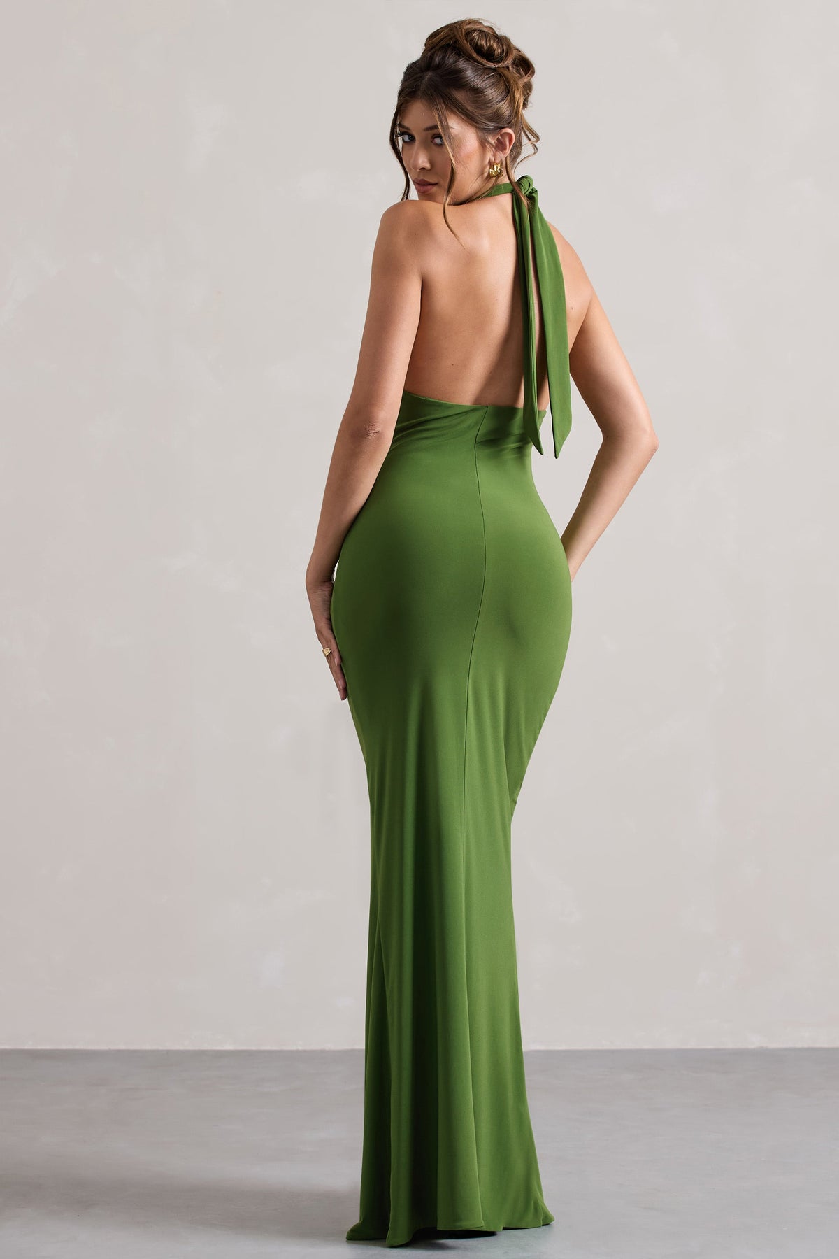 WB_CC_HR_CL134692244-PaytonPalmGreenRuchedHalter-NeckMaxiDress7