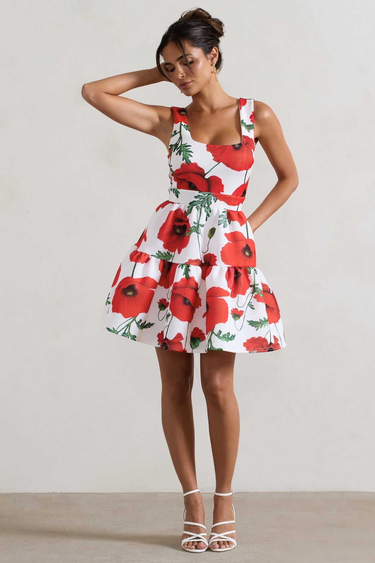Alia | Poppy Print Scoop-Neck Tiered Volume Hem Mini Dress - UK 6 Poppy Print Alia | Poppy Print Scoop-Neck Tiered Volume Hem Mini Dress - UK 6 Poppy Print