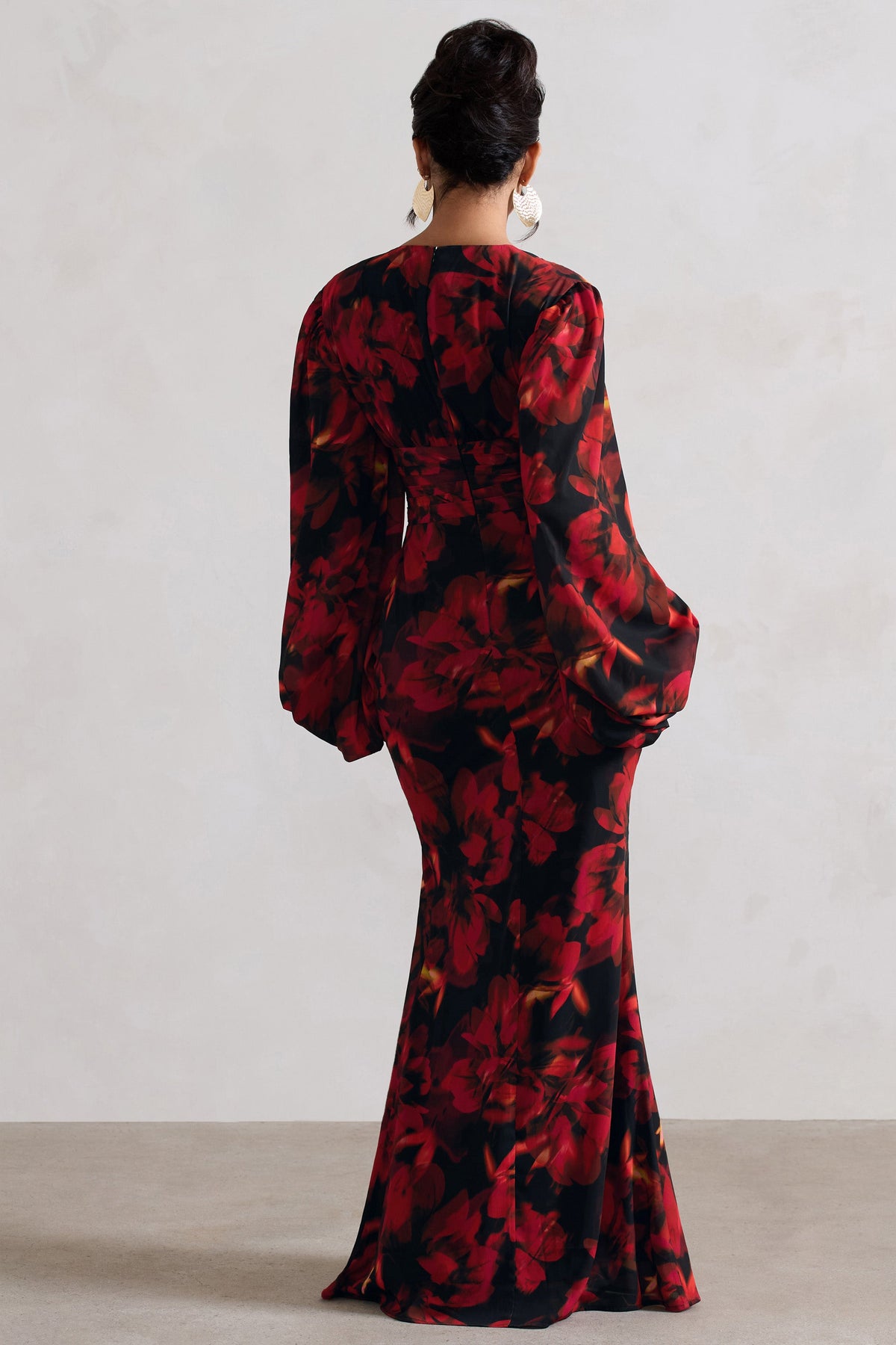 Casarile Red Floral Print V-Neck Balloon Sleeve Maxi Dress Club L London - USA Casarile Red Floral Print V-Neck Balloon Sleeve Maxi Dress Club L London - USA