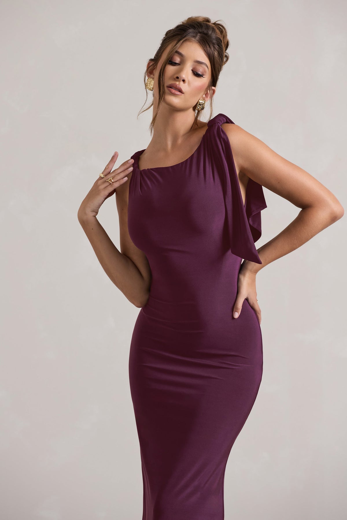 Kacey Plum Twisted Knot Maxi Dress Club L London - USA Kacey Plum Twisted Knot Maxi Dress Club L London - USA