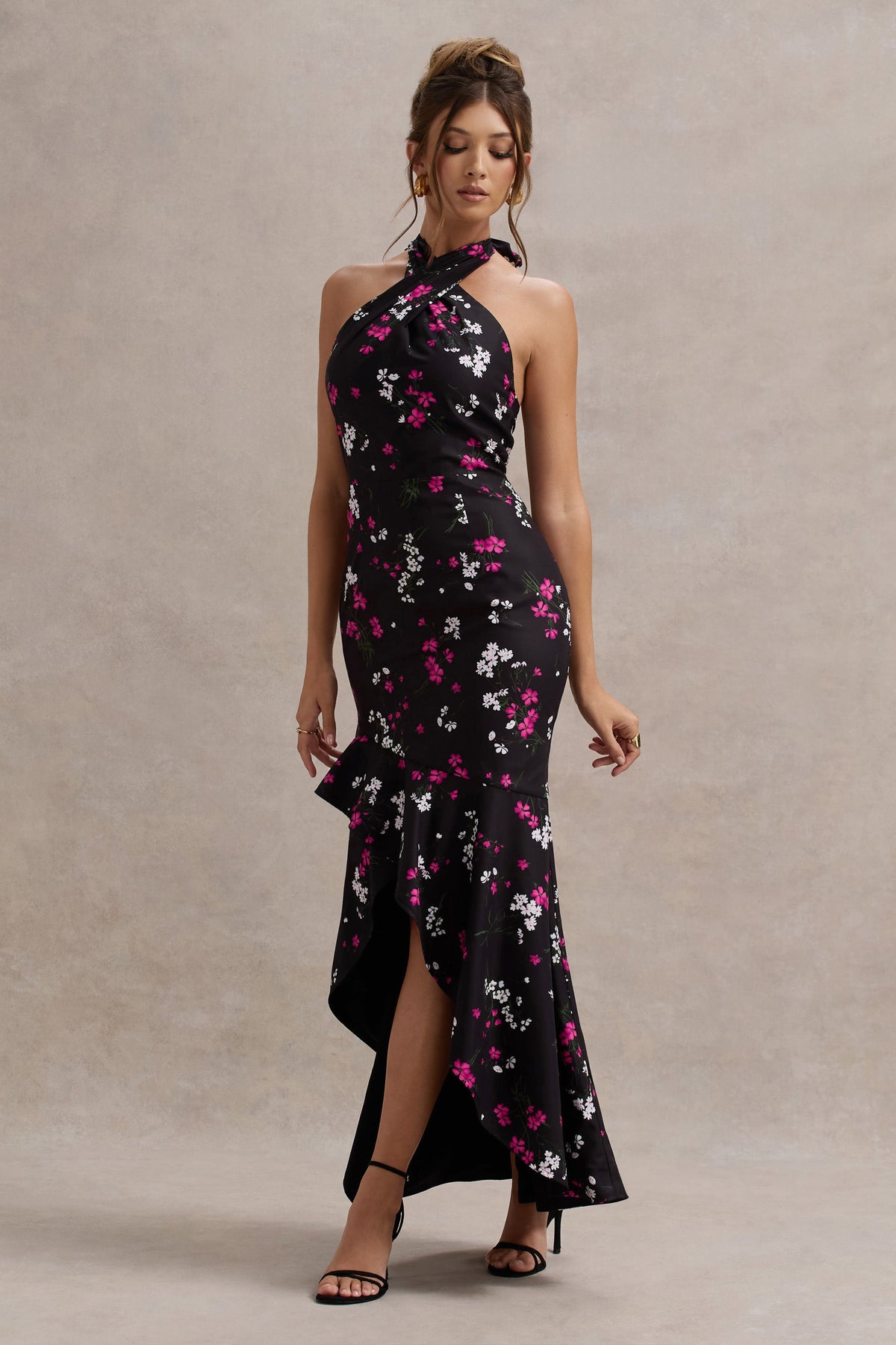 Melodia Black Ditsy Floral Print Satin Halter-Neck Ruffled Maxi Dres Club L London - USA Melodia Black Ditsy Floral Print Satin Halter-Neck Ruffled Maxi Dres Club L London - USA