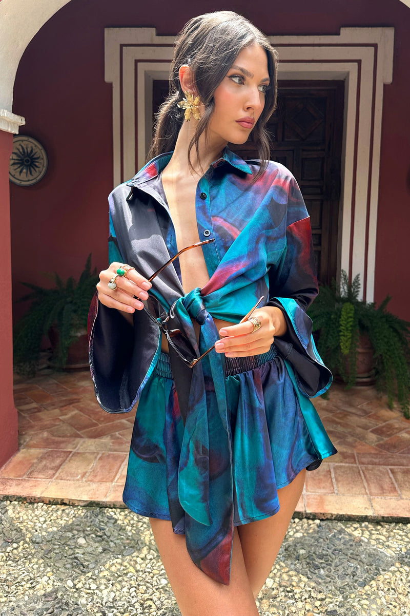 Marisela | Blue Print Satin Flared Sleeve Cropped  Shirt - Club L London - USA