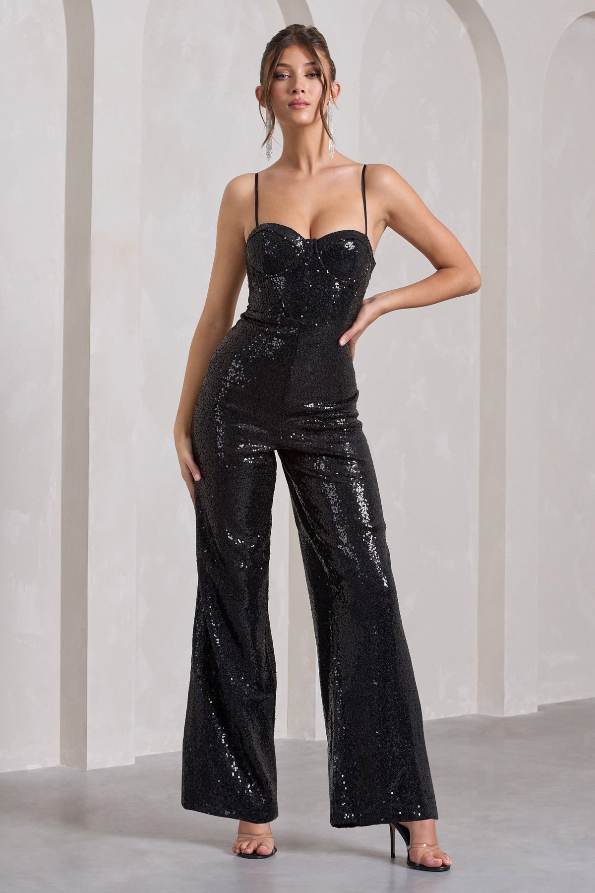 A touch of sparkle, sequin, and a corset design, a jumpsuit always blends  comfort and style! Your hunt for the perfect date night outfit…