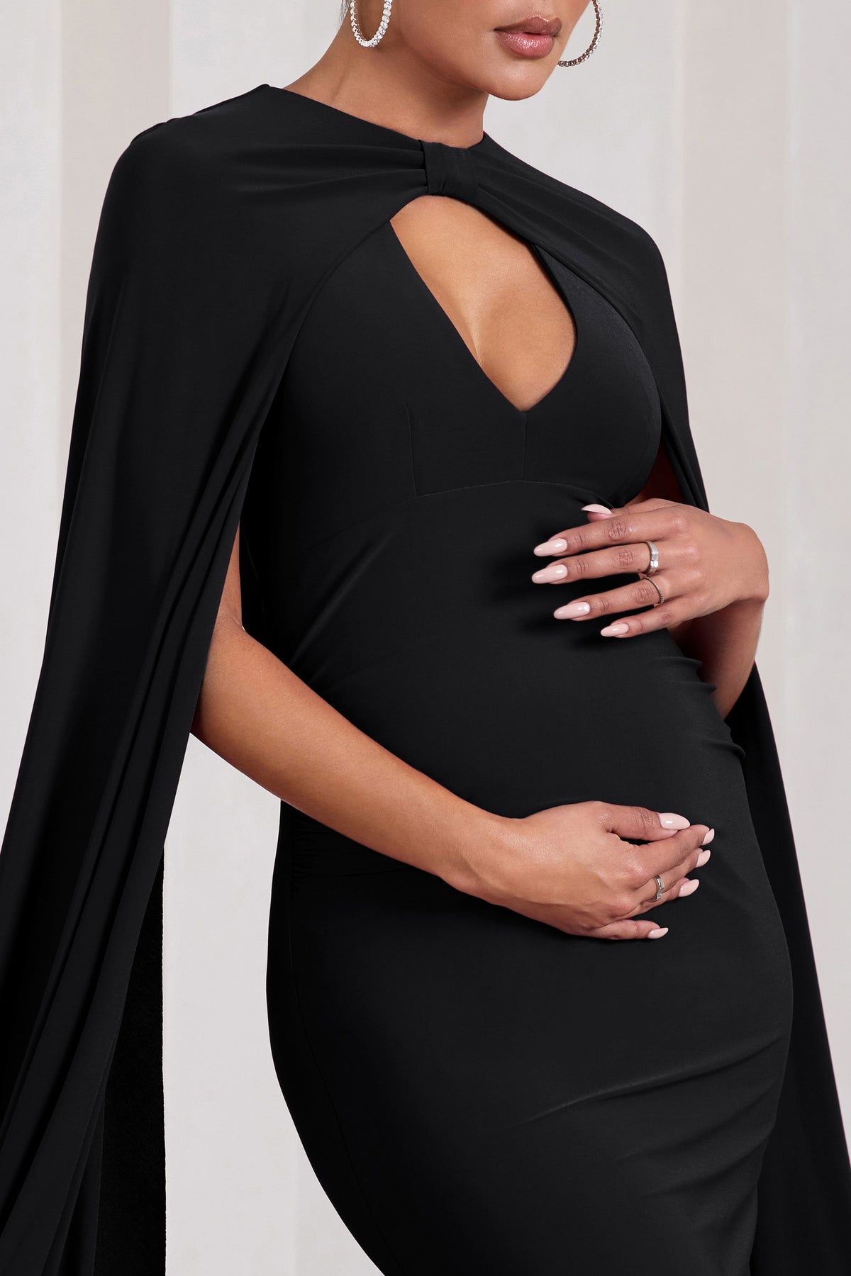 Adore Black Long Sleeve Plunge Maxi Dress with Hood – Club L