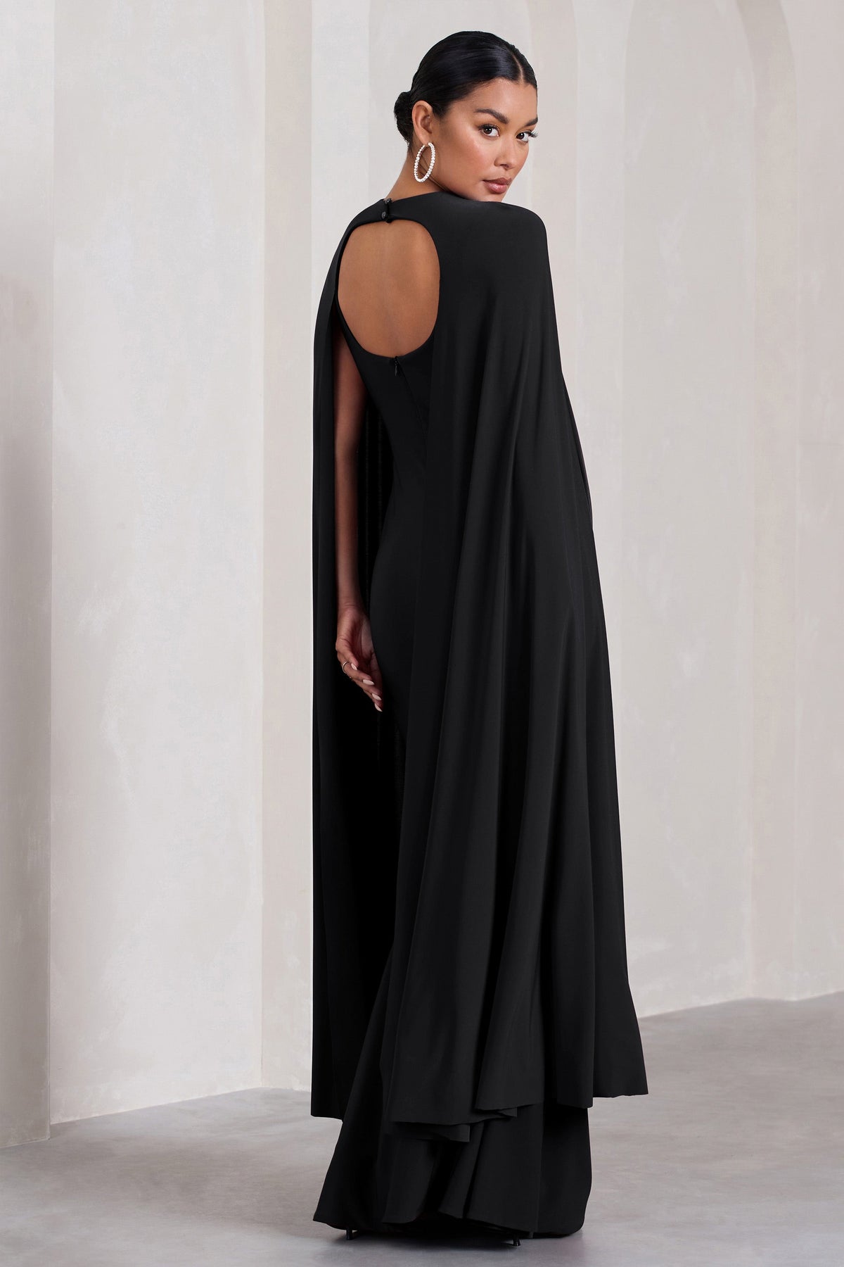 Standing Ovation Black Plunge-Neck Cape Maternity Maxi Dress – Club L  London - USA