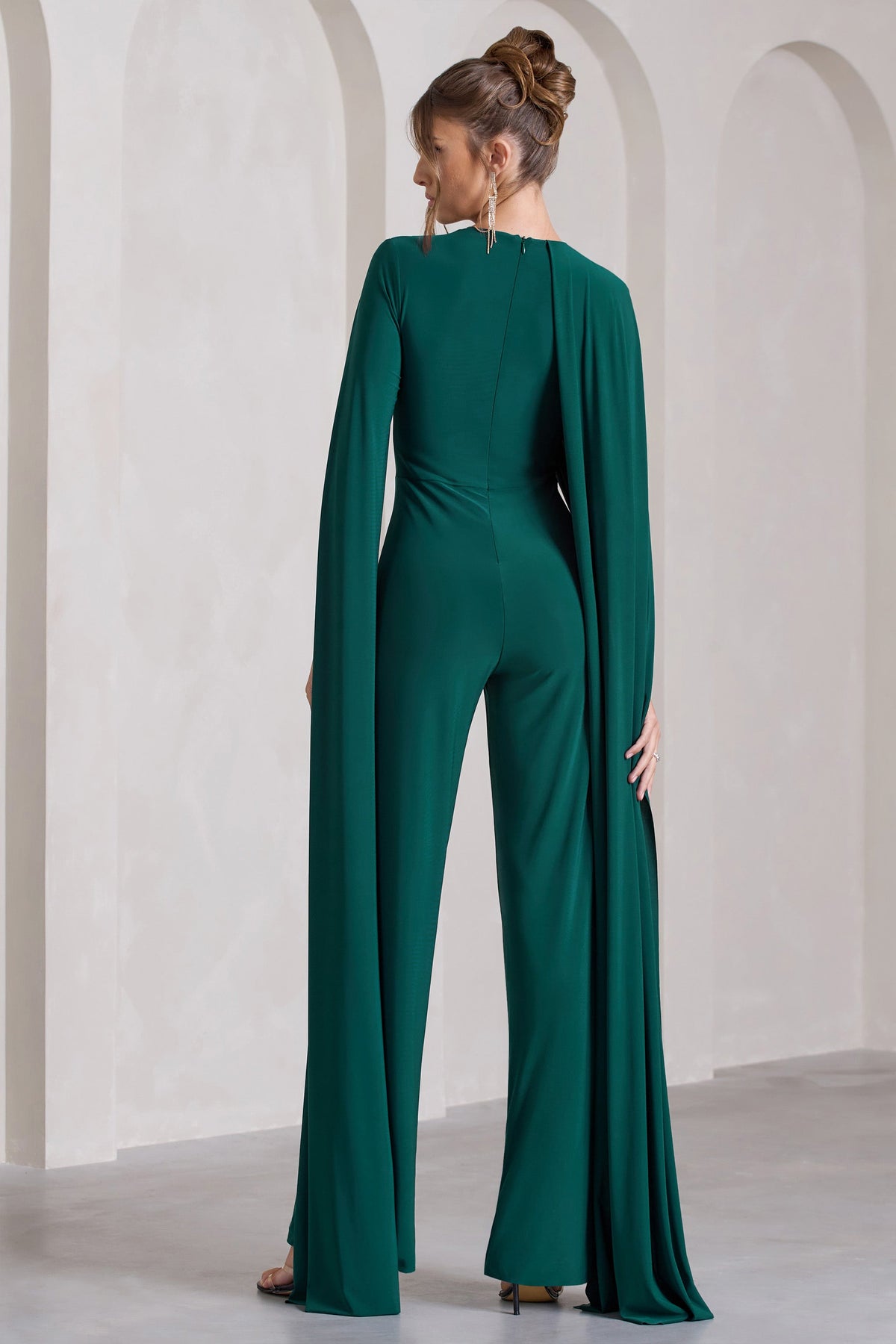 Capes Outfits Tops, Dresses & Jumpsuits Styles – Club L London - UK