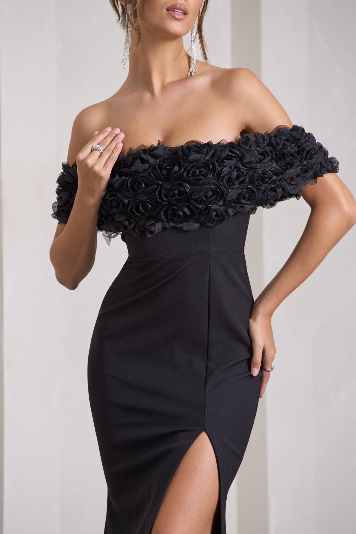 Amanza Black Bardot Split Fishtail Maxi Dress With Flowers – Club 