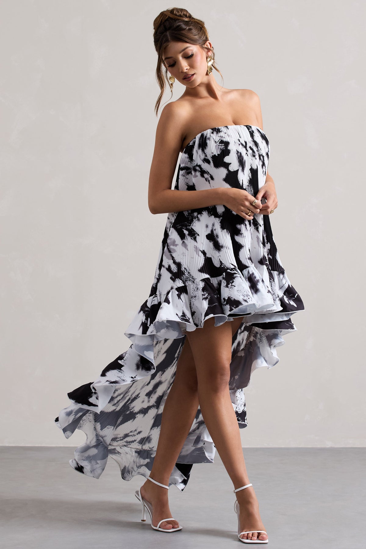Whistler | Monochrome Floral Chiffon Bandeau High-Low Ruffled Maxi Dress - UK 8 MONO Floral Whistler | Monochrome Floral Chiffon Bandeau High-Low Ruffled Maxi Dress - UK 8 MONO Floral