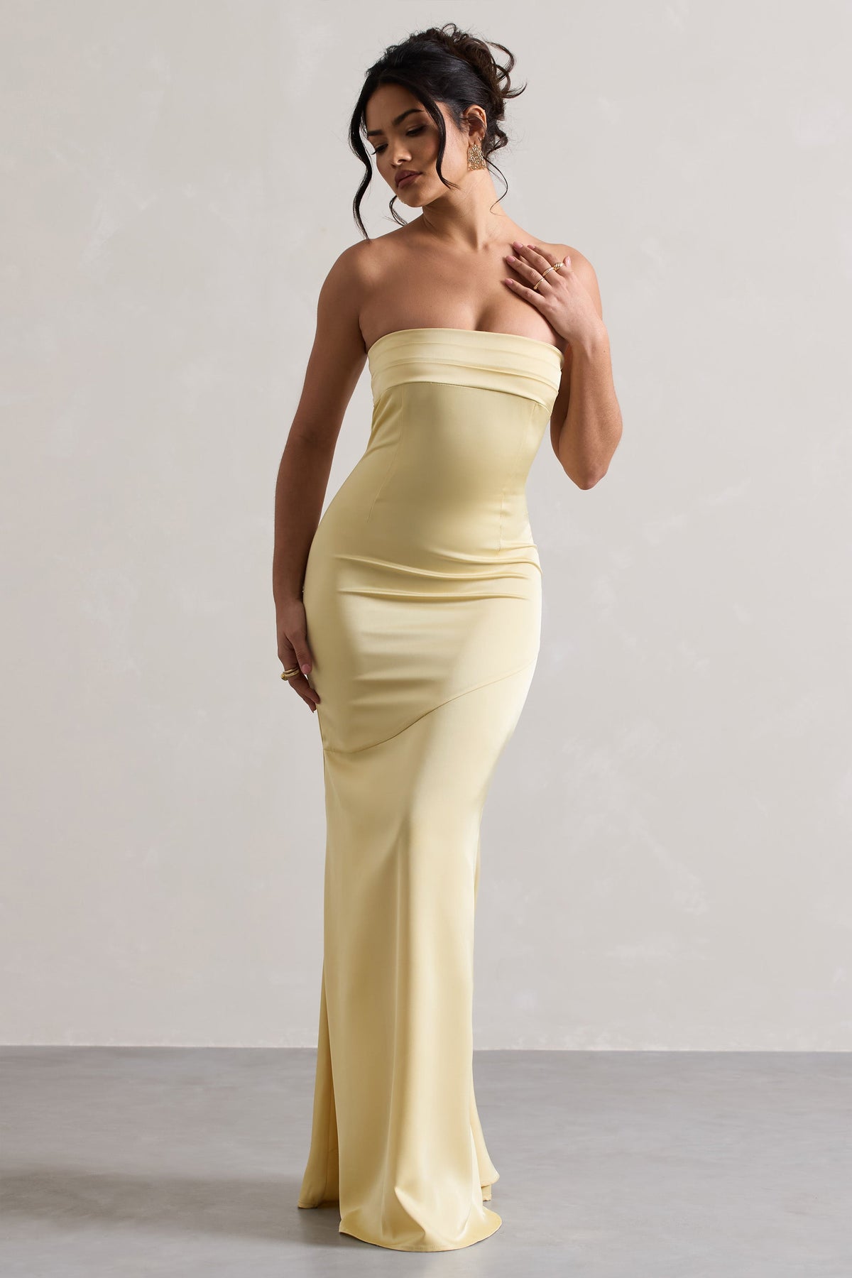 WB_CL134015176-ColadaLemonSatinPleatedBandeauMaxiDress6