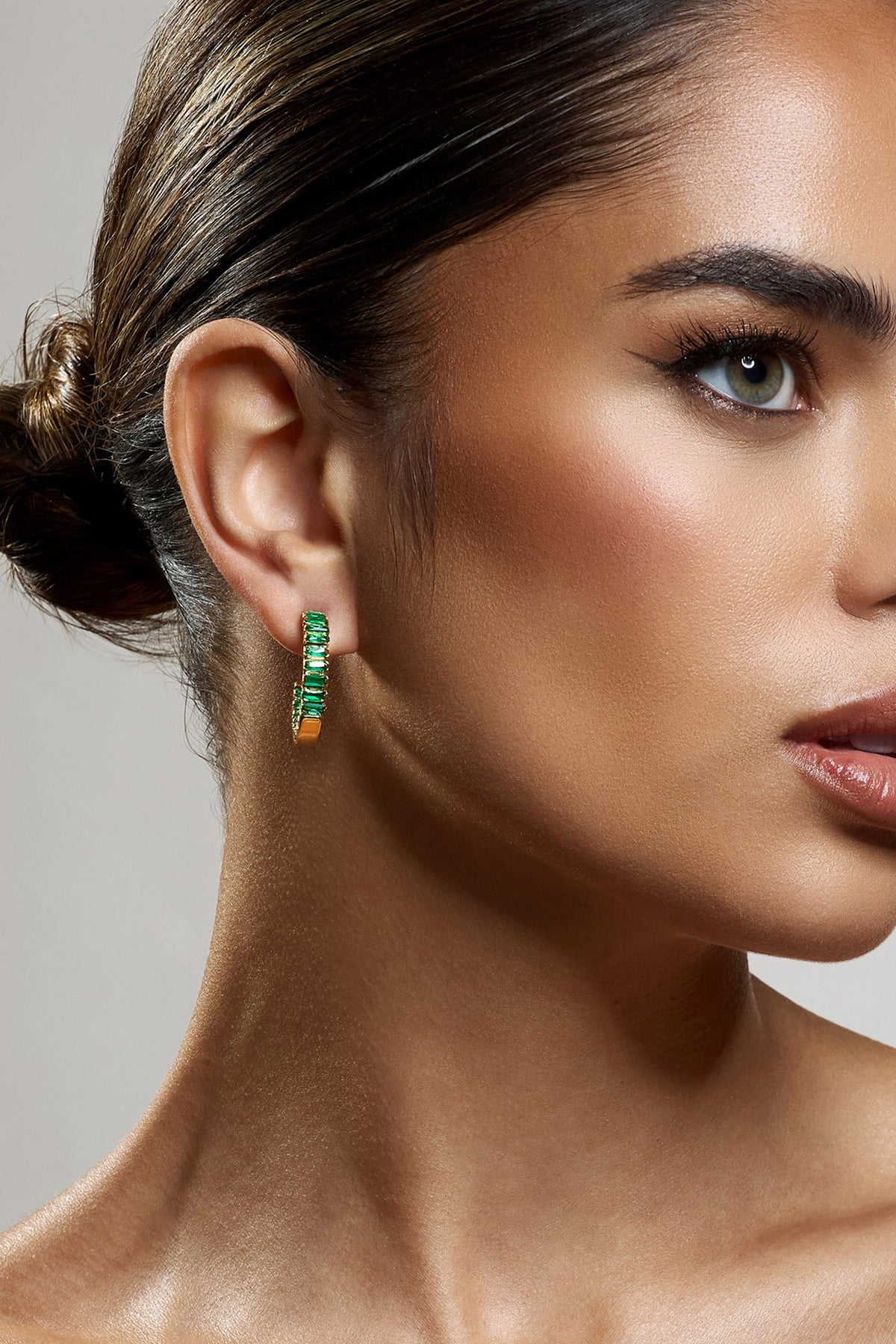WB_CL134184060-RylieEmeraldHoopEarrings0_3358d498-24c7-4ca3-9163-ae1ab444cfdf