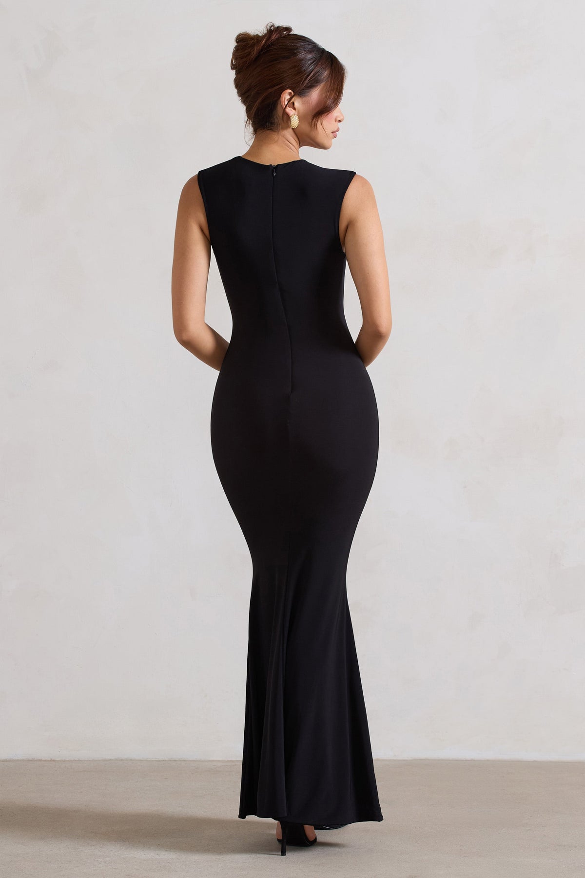 Behind The Scenes Black Sleeveless Cut-Out Maxi Dress Club L London - USA Behind The Scenes Black Sleeveless Cut-Out Maxi Dress Club L London - USA