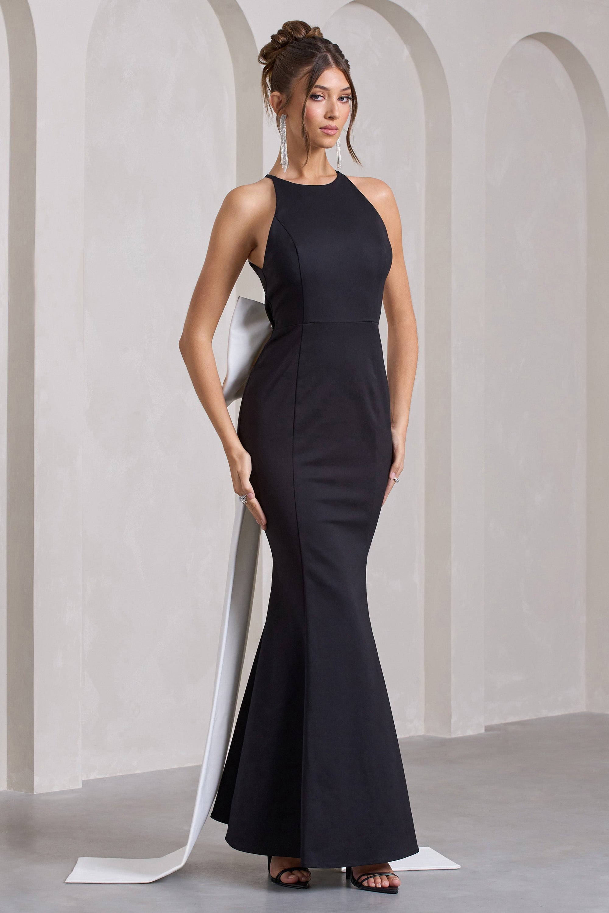 Bestow | Black Open-Back Maxi Dress With Oversized White Bow - Club L London - USA