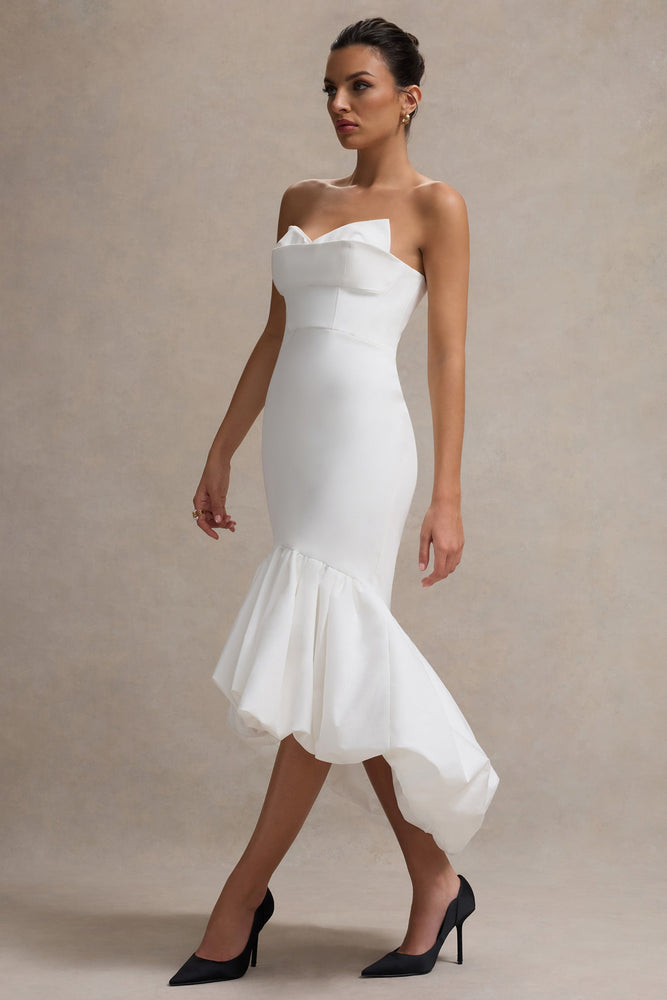 Emmelina White Corset Maxi Dress With Volume Hem – Club L