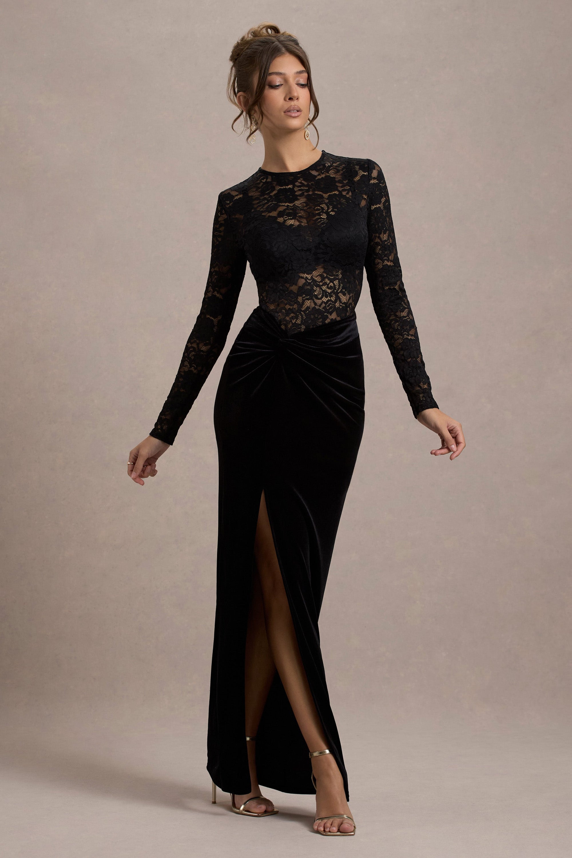 Loving Look | Black Lace Long-Sleeve Twisted Split Maxi Dress – Club L London