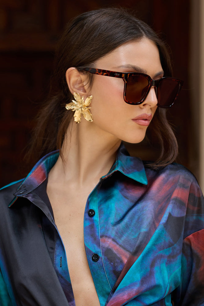 Fyn Otra Tortoiseshell Oversized Classic Square Sunglasses Fyn Otra Tortoiseshell Oversized Classic Square Sunglasses