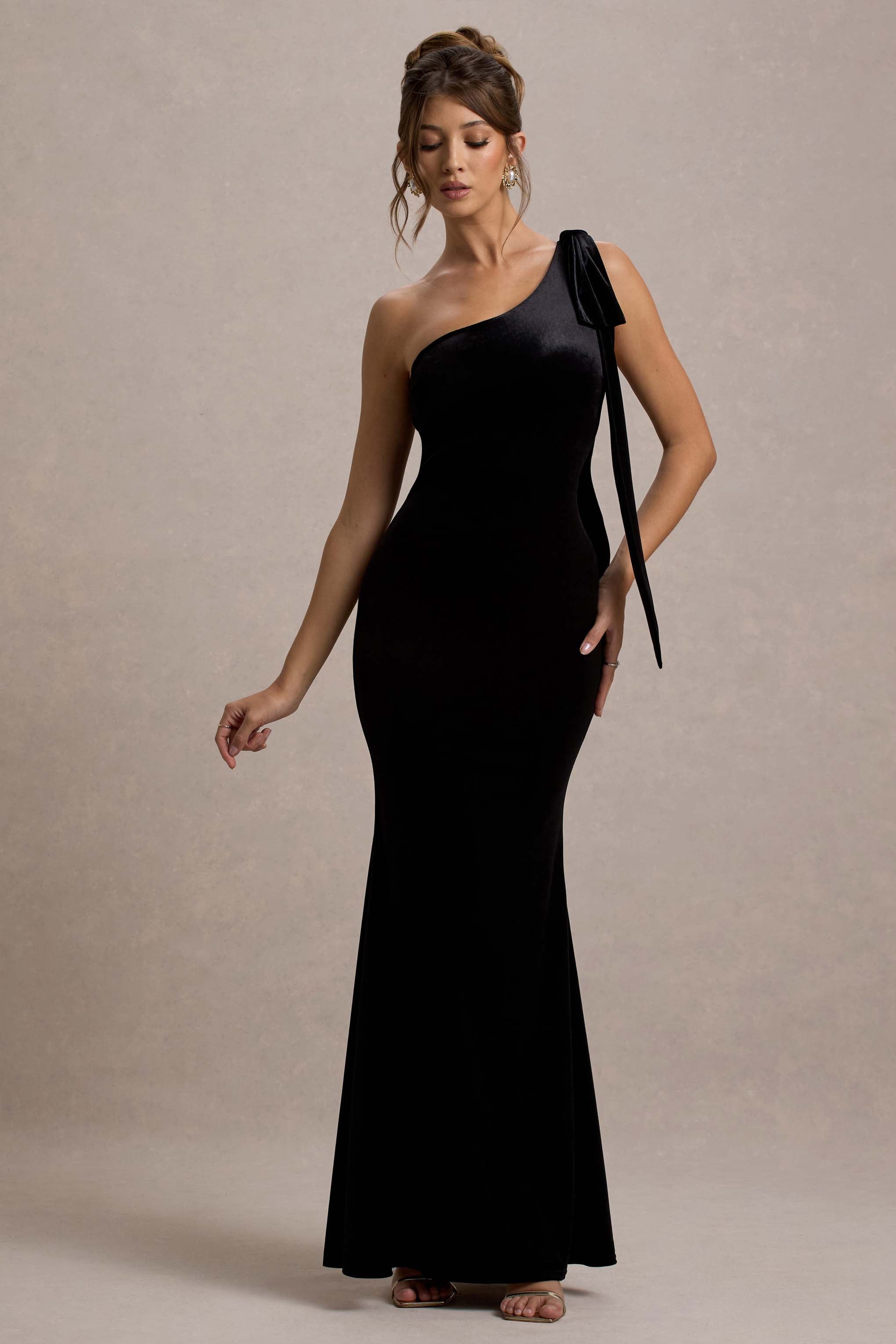 Jillian | Black Velvet Asymmetric Maxi Dress With Bow Strap – Club