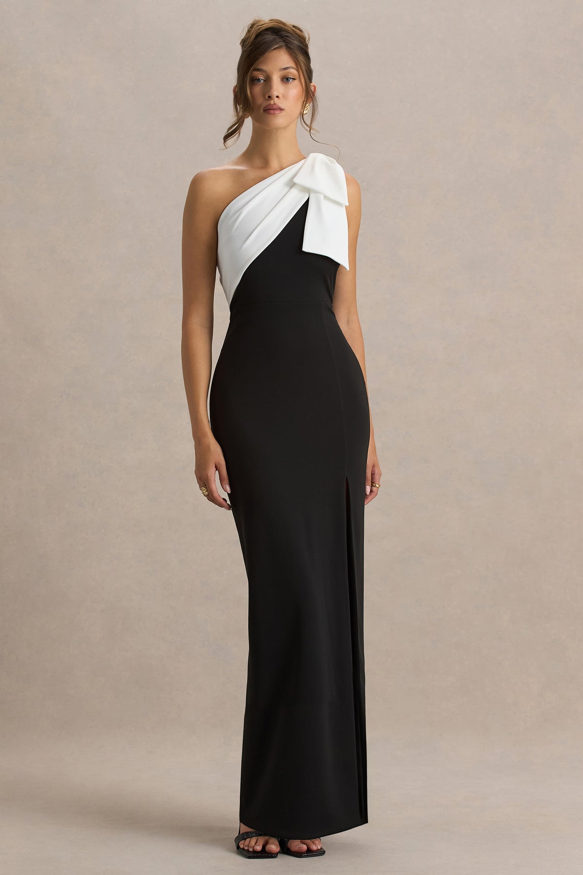 Kiri Black & White One-Shoulder Bow Maxi Dress – Club L London