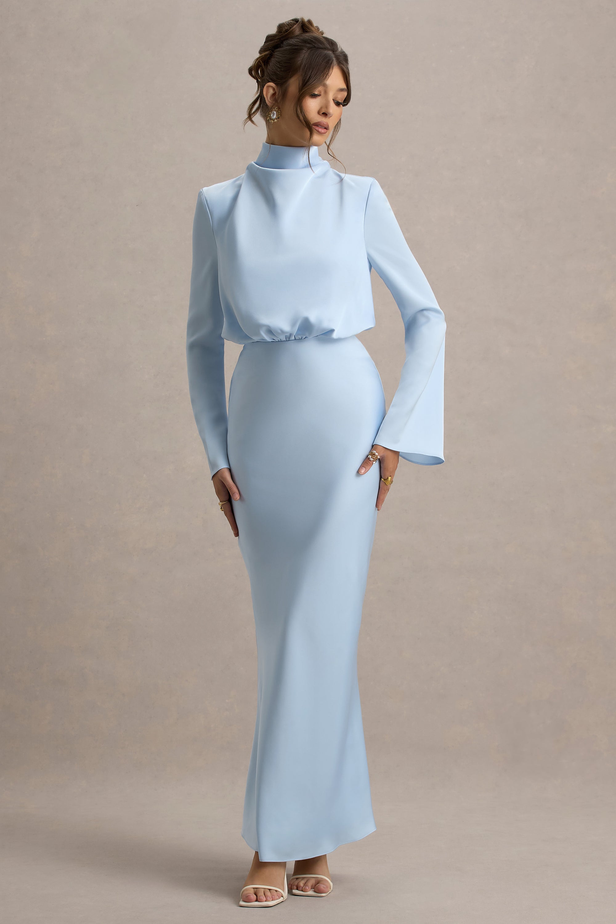 US 10 / POWDER BLUE