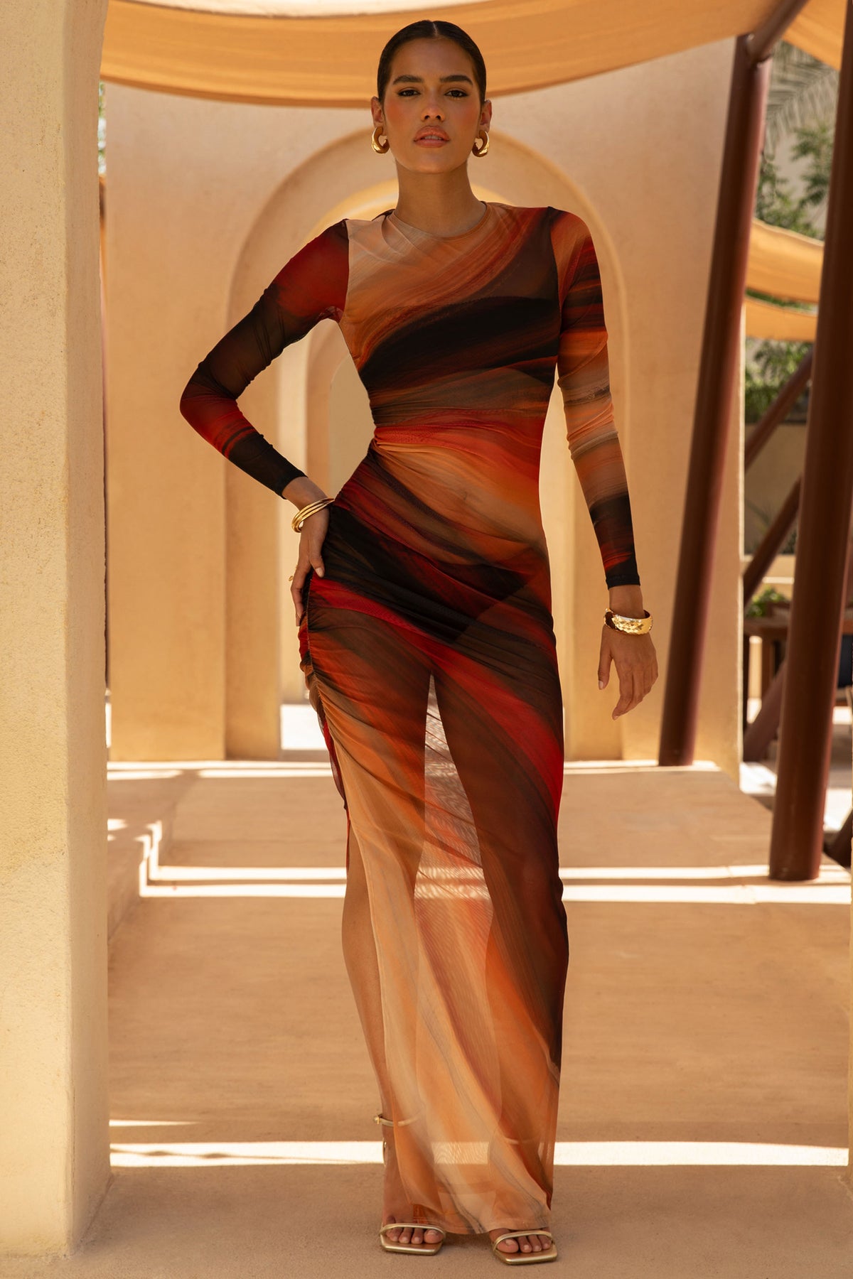 Barzilio | Ombre Long-Sleeve Bodycon Maxi Dress - UK 12 Ombre Barzilio | Ombre Long-Sleeve Bodycon Maxi Dress - UK 12 Ombre