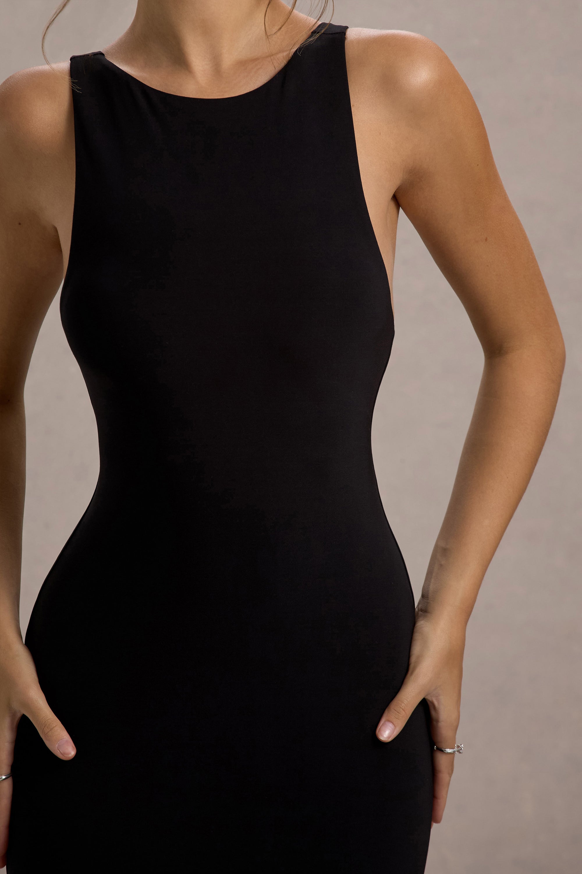 Odelle | Black Boat-Neck Racer-Back Maxi Dress – Club L London