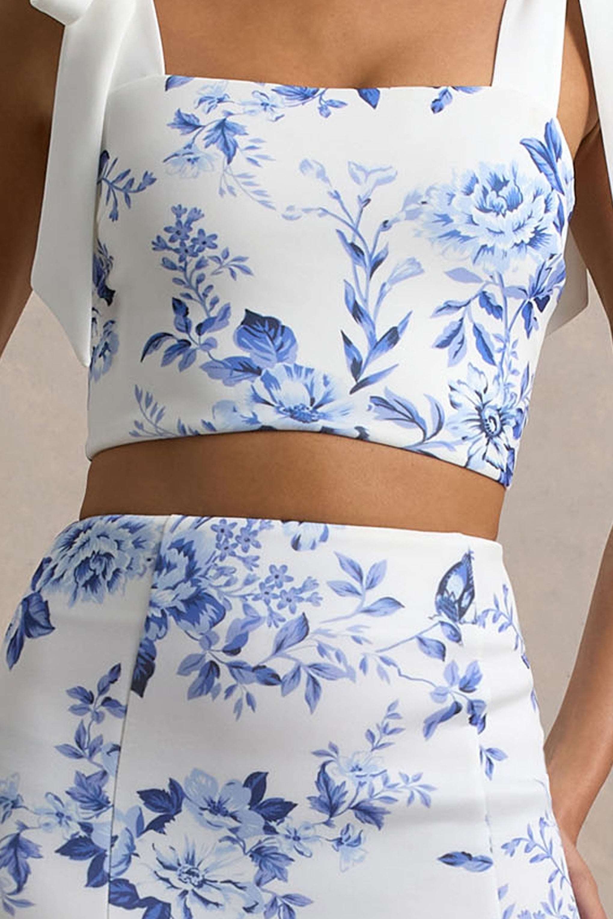 Phoebe | Blue Porcelain Print Crop Top With Tie Straps Tie – Club