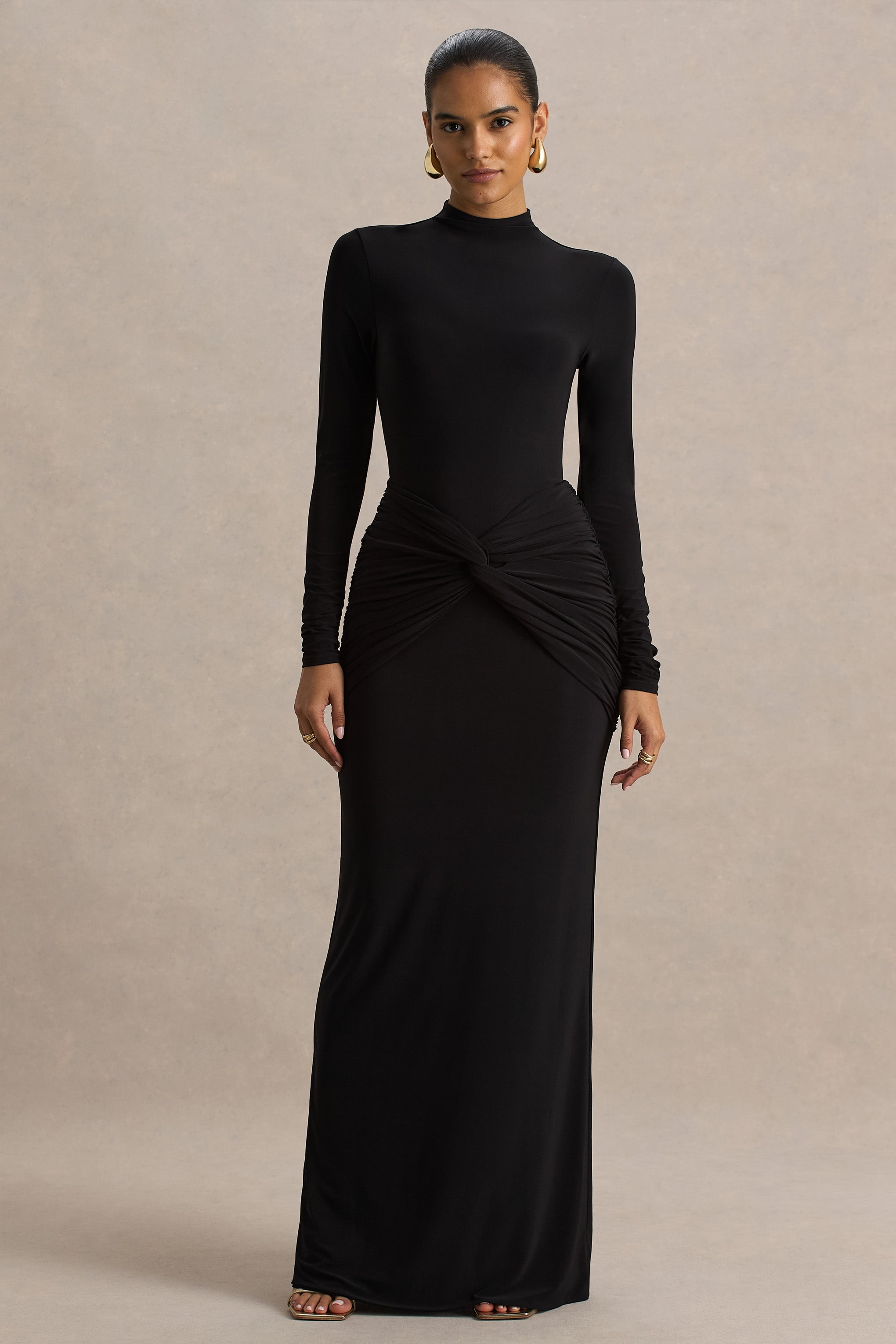 Alula | Black High-Neck Maxi Dress With Twist Detail – Club L