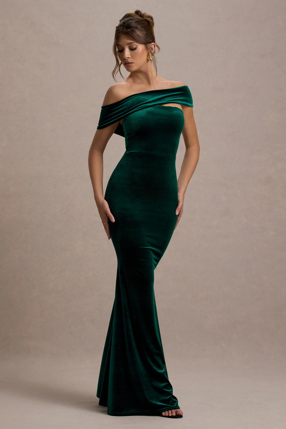 Candela | Bottle Green Velvet Asymmetric Bardot Maxi Dress US 12 / Bottle Green Candela | Bottle Green Velvet Asymmetric Bardot Maxi Dress US 12 / Bottle Green
