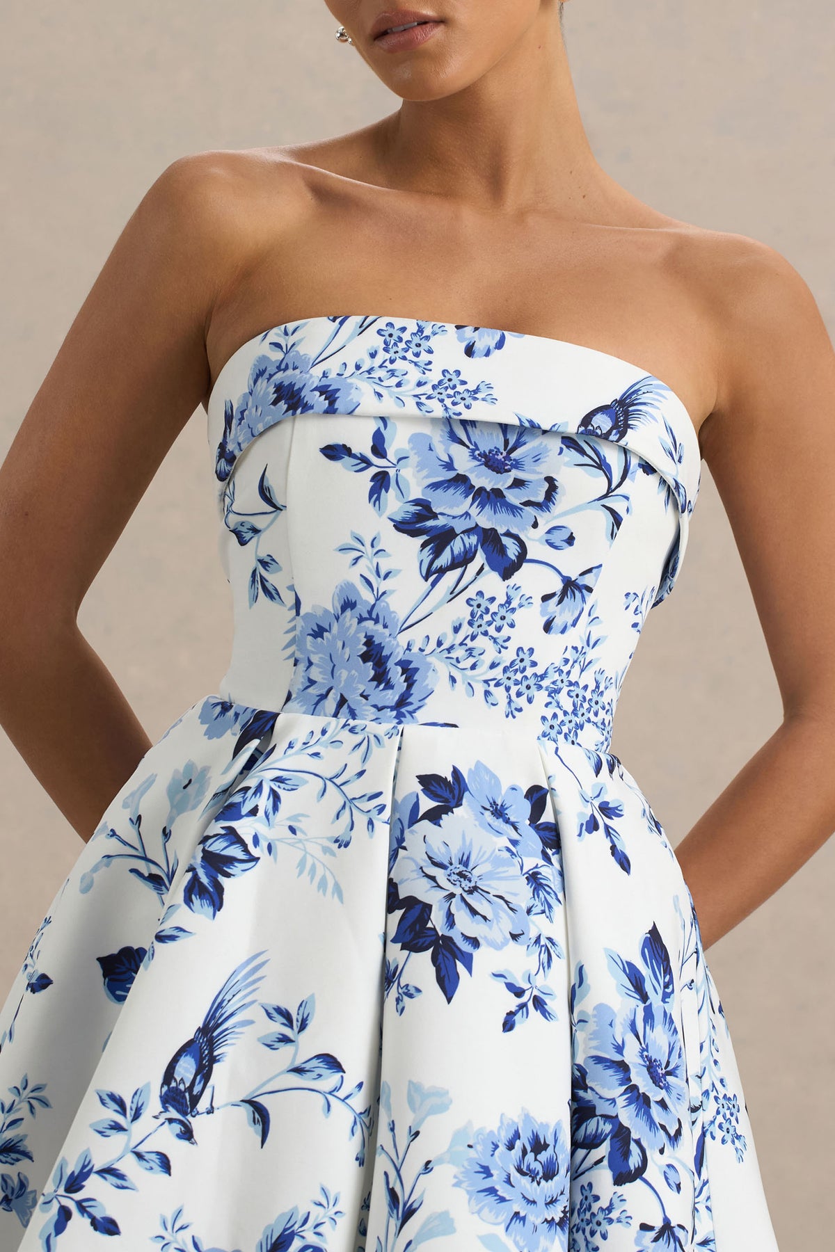 Fiorenza | BLUE Porcelain Print Bandeau Mini Dress With Volume Skirt - UK 10 BLUE Porcelain Print Fiorenza | BLUE Porcelain Print Bandeau Mini Dress With Volume Skirt - UK 10 BLUE Porcelain Print