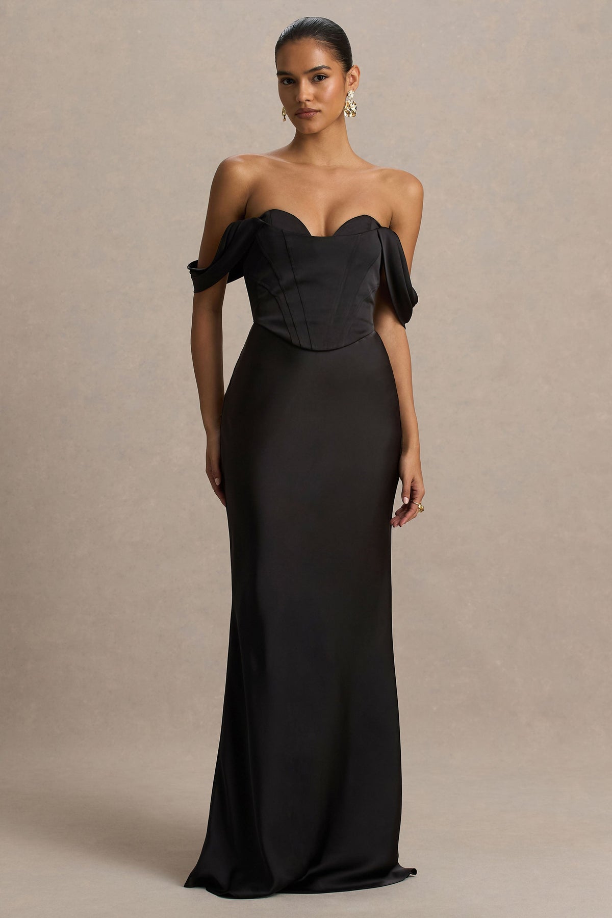 Perenna Black Satin Sweetheart-Neck Maxi Dress With Draped-Sleeves Club L London - USA Perenna Black Satin Sweetheart-Neck Maxi Dress With Draped-Sleeves Club L London - USA