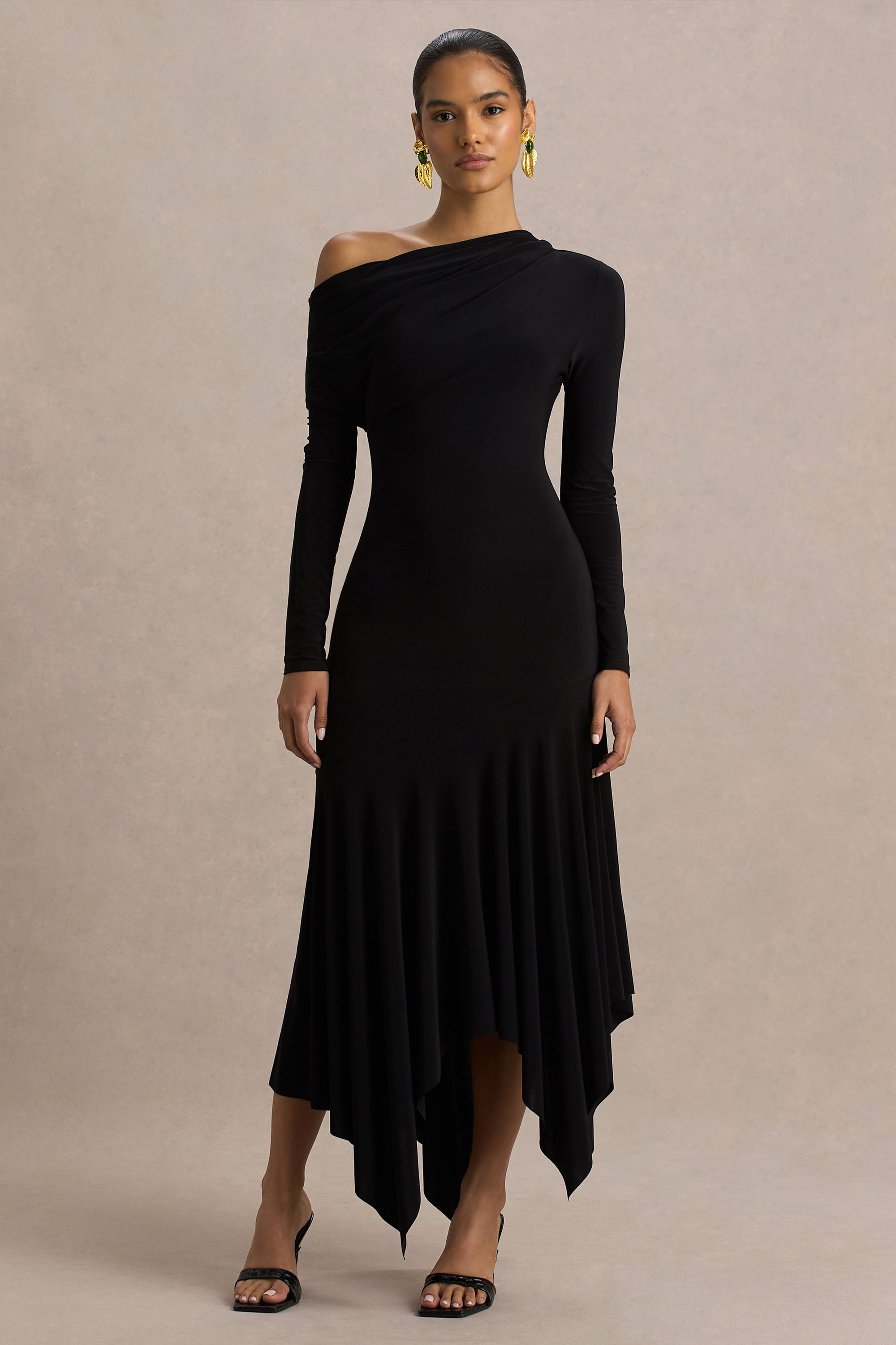 US 2 / BLACK