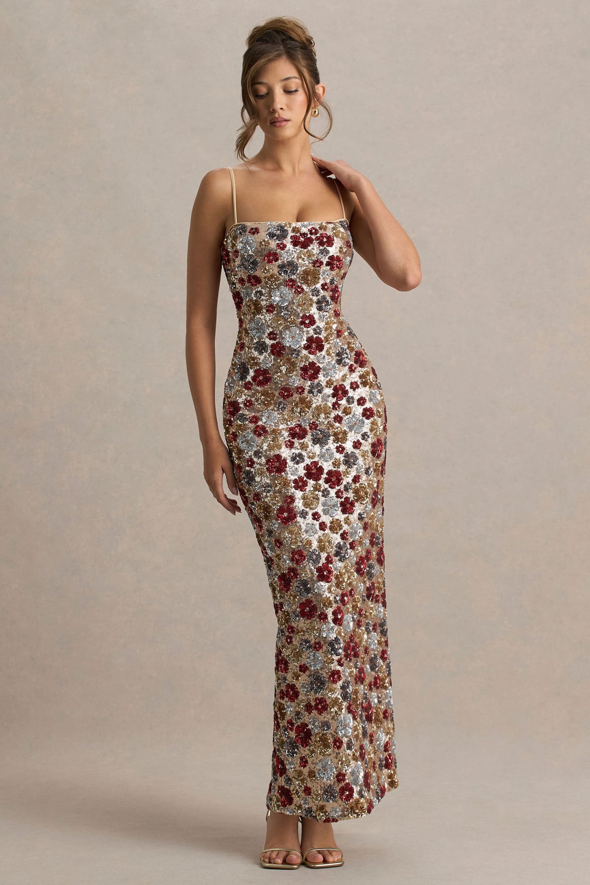 Vitora | RED Floral Embellished Sequin Square-Neck Maxi Dress - UK 12 RED Floral Sequin Vitora | RED Floral Embellished Sequin Square-Neck Maxi Dress - UK 12 RED Floral Sequin