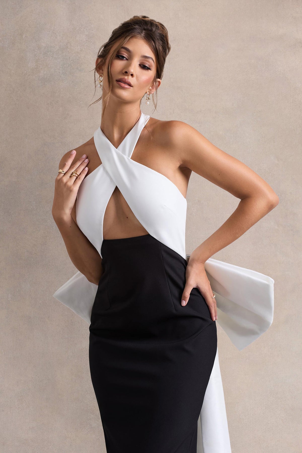 Blanca Black & White Halter-Neck Cut-Out Midi Dress With Oversized B Club L London - USA Blanca Black & White Halter-Neck Cut-Out Midi Dress With Oversized B Club L London - USA