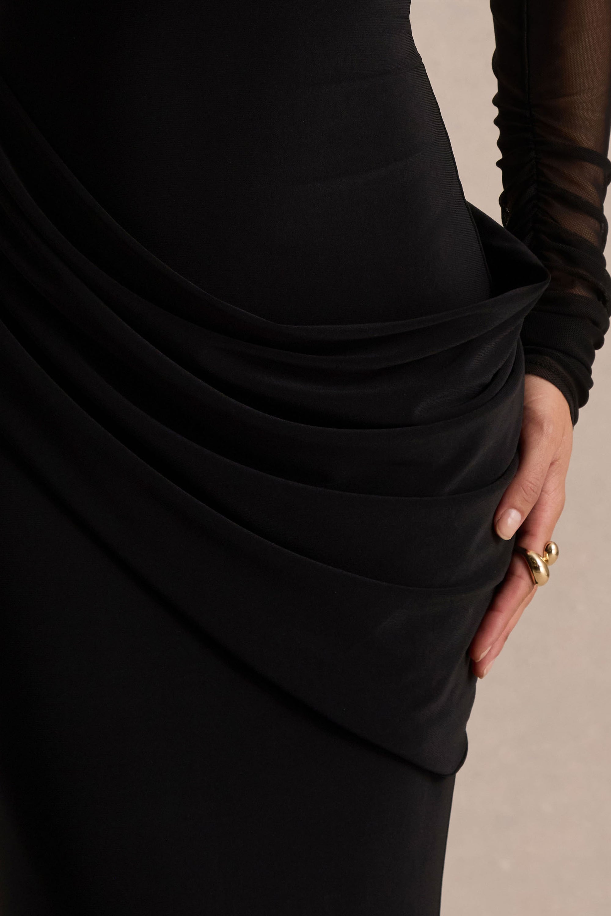 black jersey maxi dress with sleeves US 2 / BLACK
