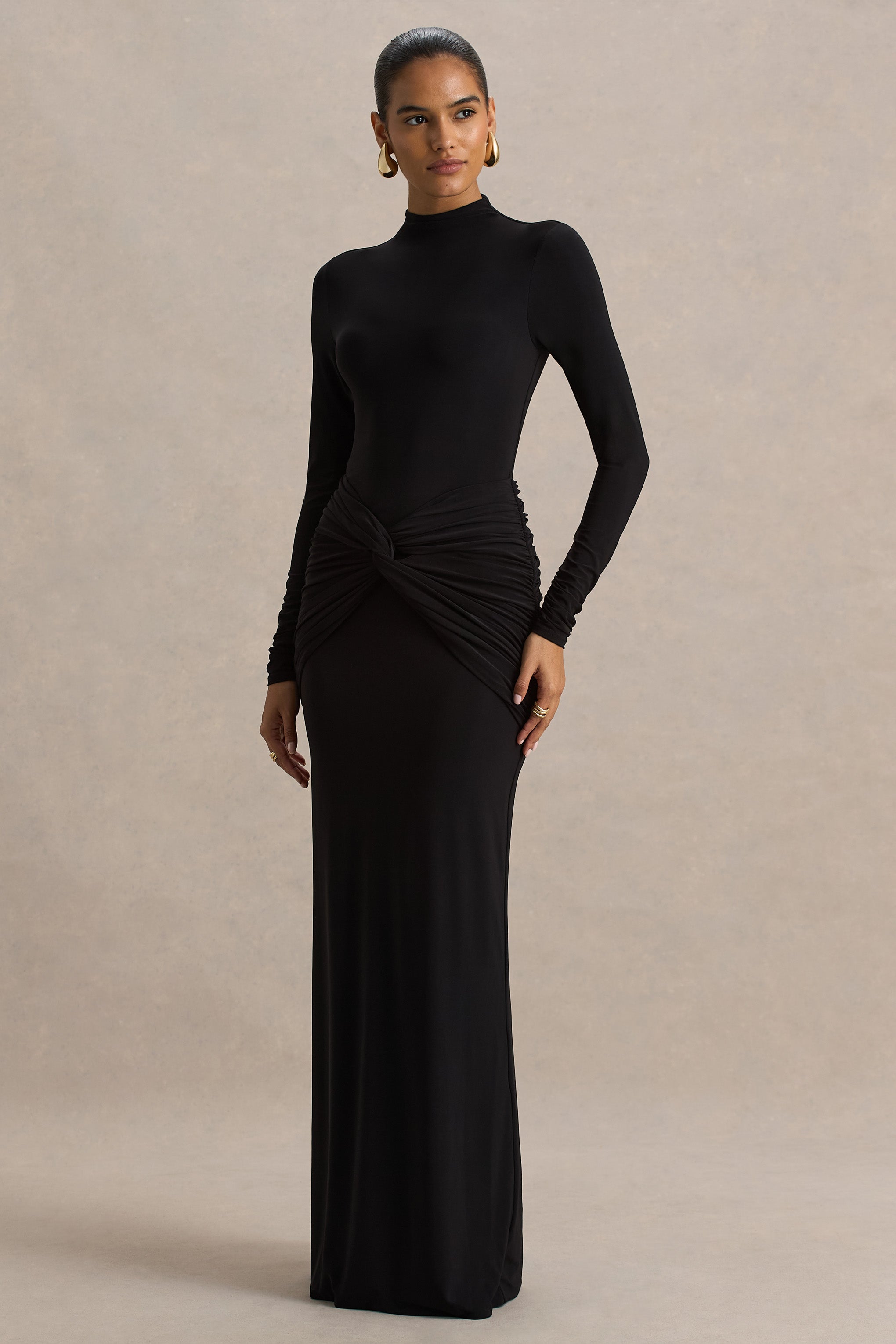 Alula | Black High-Neck Maxi Dress With Twist Detail – Club L