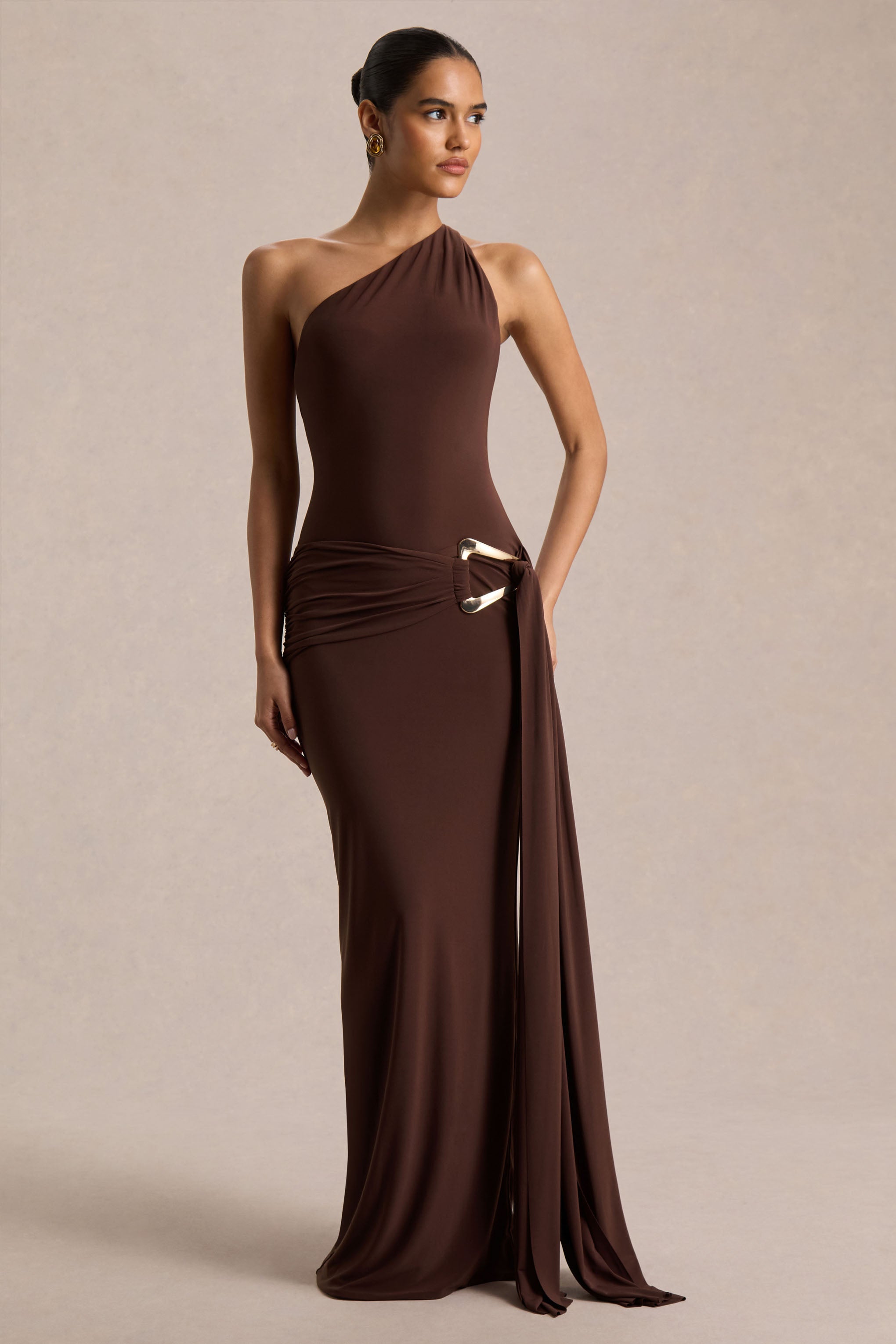 Bonnie | Brown Asymmetric-Neck Maxi Dress With Open-Back – Club L