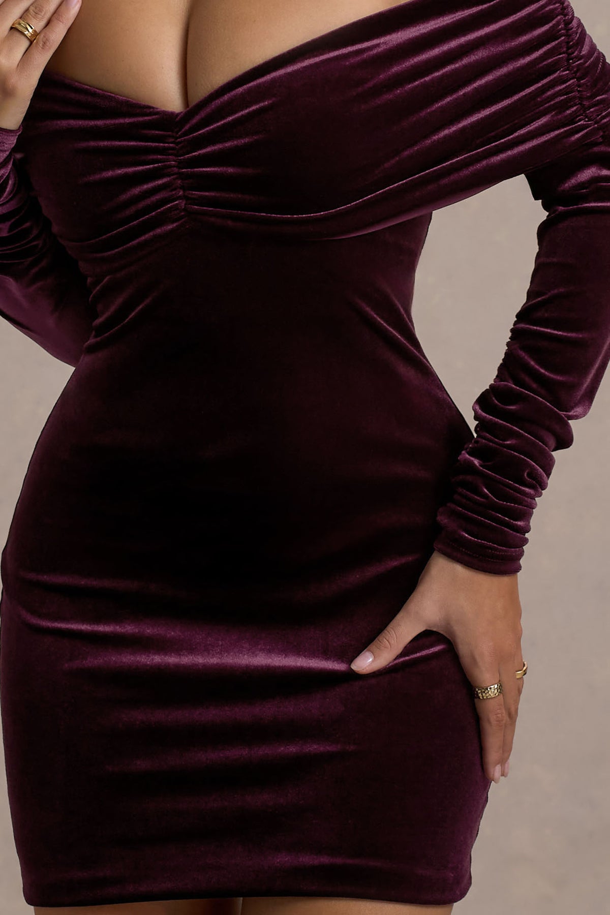 Gilda Port Velvet Bardot Long-Sleeve Mini Dress Club L London - USA Gilda Port Velvet Bardot Long-Sleeve Mini Dress Club L London - USA