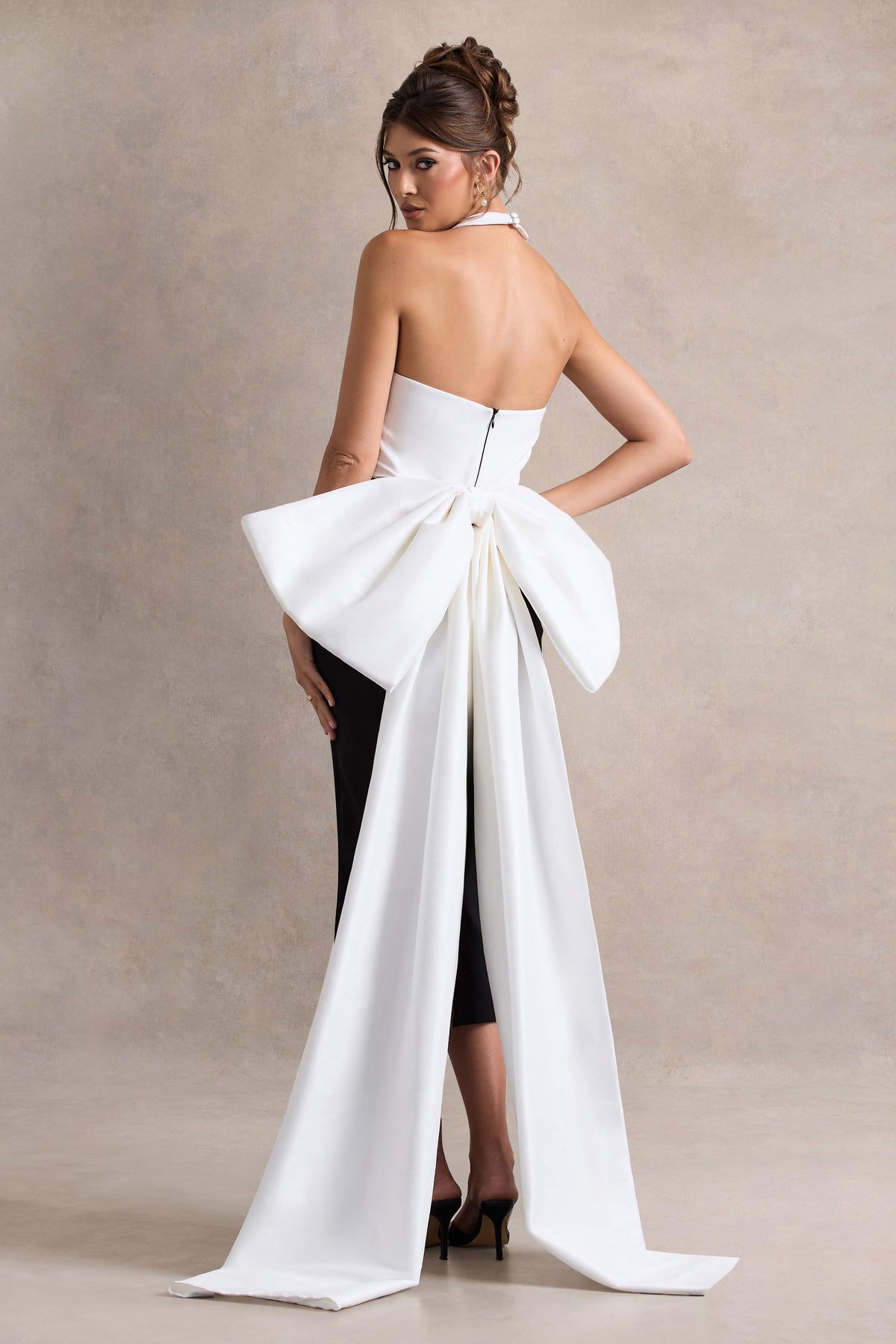 Blanca | Black & White Halter-Neck Cut-Out Midi Dress with Oversized Bow - UK 6 Black and White Blanca | Black & White Halter-Neck Cut-Out Midi Dress with Oversized Bow - UK 6 Black and White