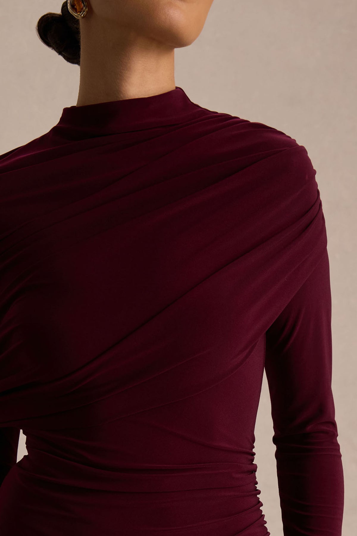 Gatsby Burgundy High-Neck Maxi Dress With Feather Trim Cuffs – Club L