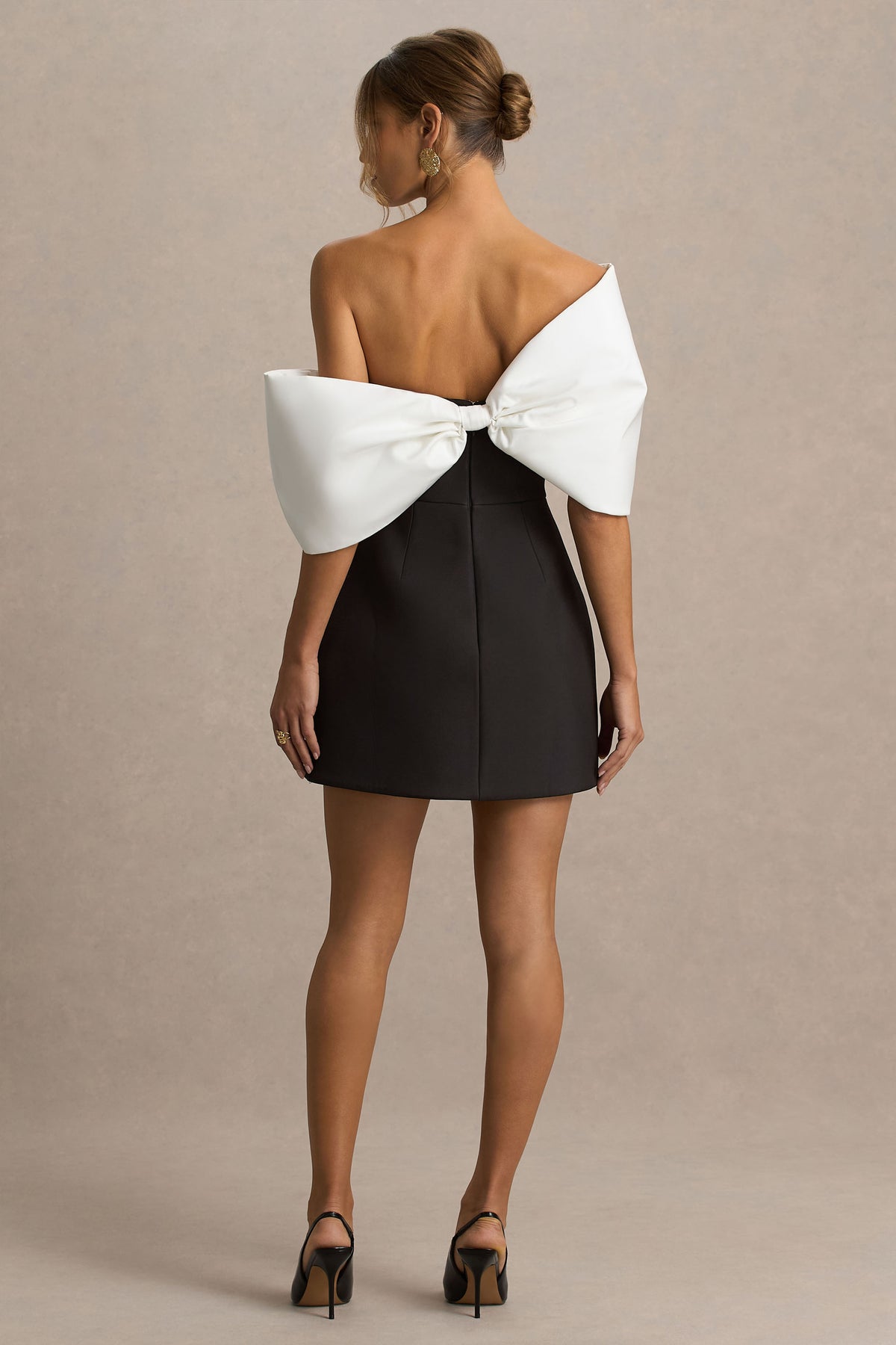 Tindra | Black AND White Satin Bandeau-Neck Mini Dress With Bow Sleeves - UK 8 Black AND White Tindra | Black AND White Satin Bandeau-Neck Mini Dress With Bow Sleeves - UK 8 Black AND White
