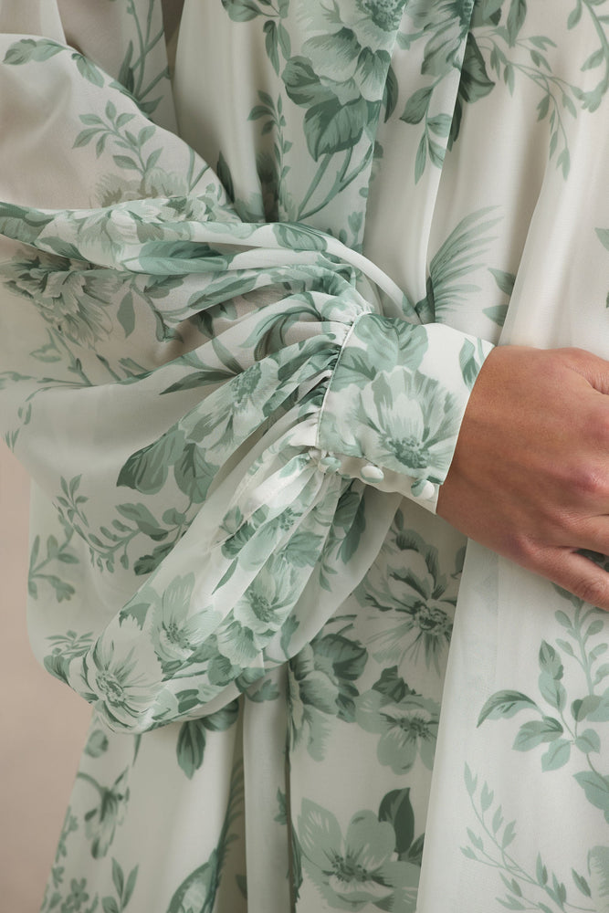 Delphia Green Floral Print High-Neck Maxi Dress – Club L London