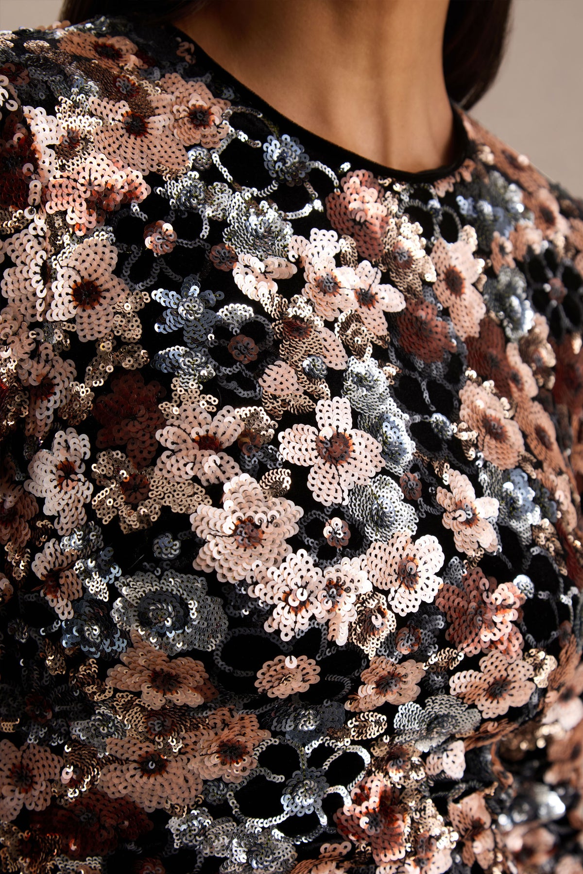 uploaded_image_4_5bwgm