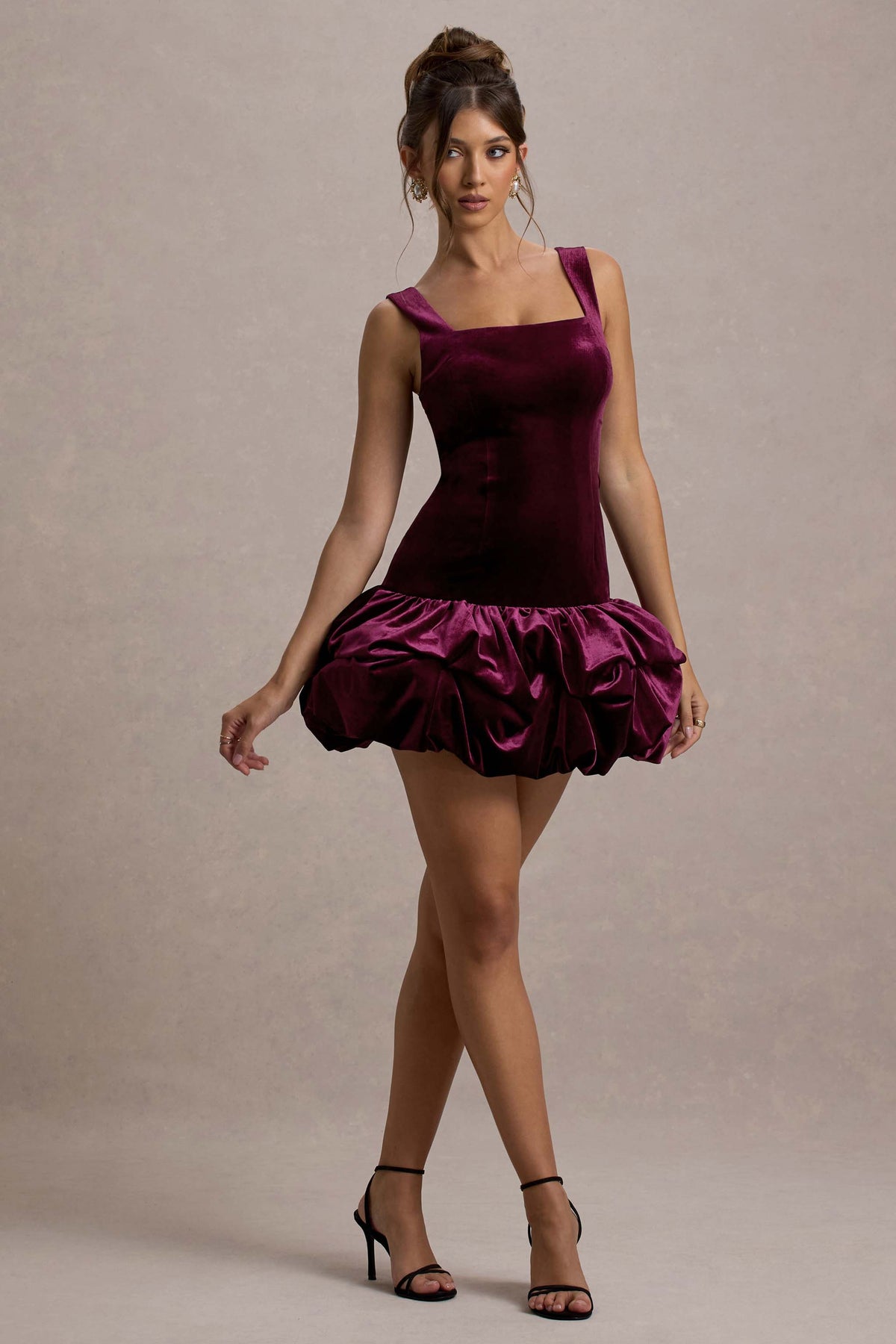 Sutton Port Velvet Square-Neck Ruffle-Hem Mini Dress – Club L London Sutton Port Velvet Square-Neck Ruffle-Hem Mini Dress – Club L London