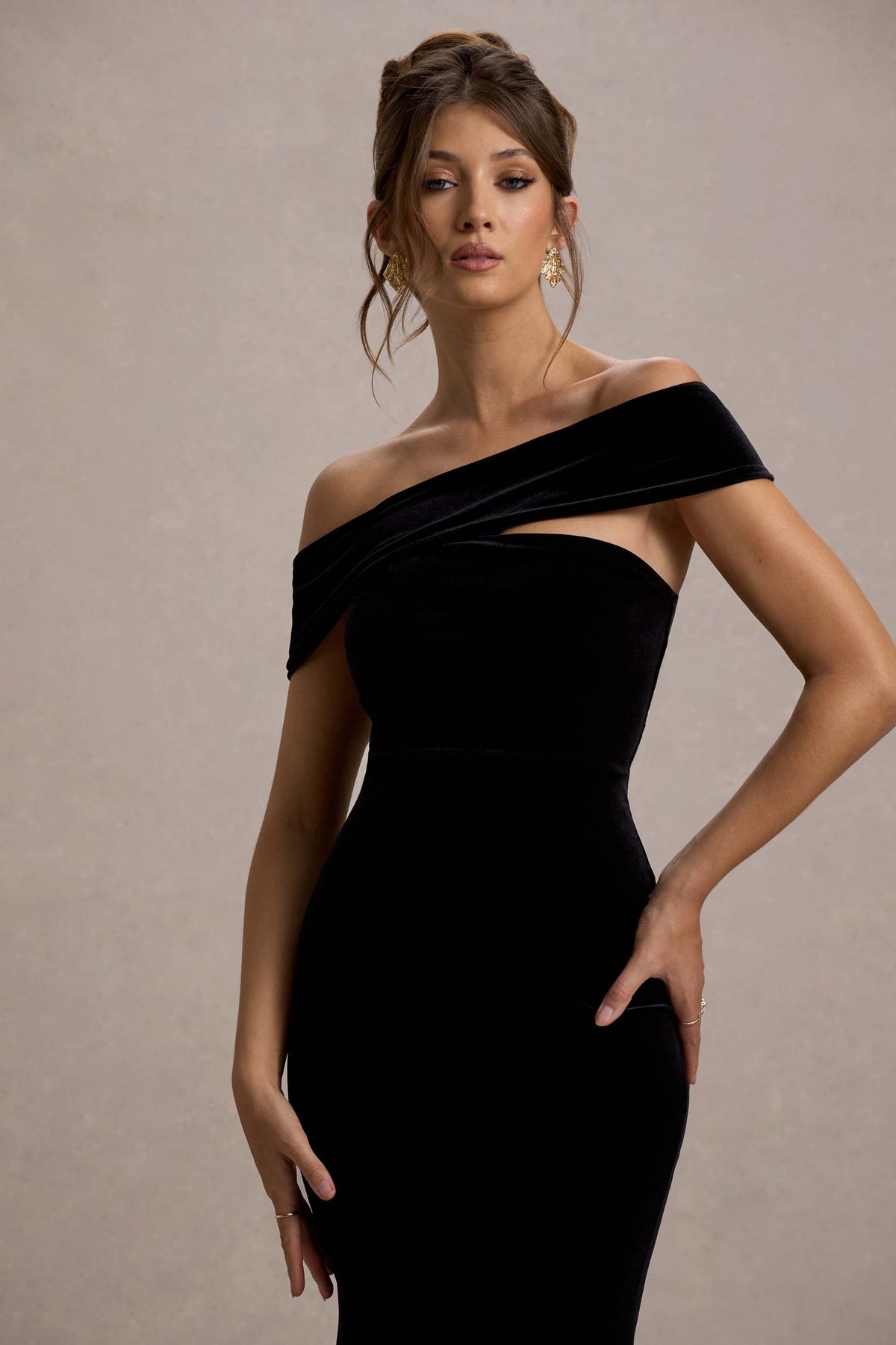 Candela | Black Velvet Asymmetric Bardot Maxi Dress US 8 / Black Candela | Black Velvet Asymmetric Bardot Maxi Dress US 8 / Black