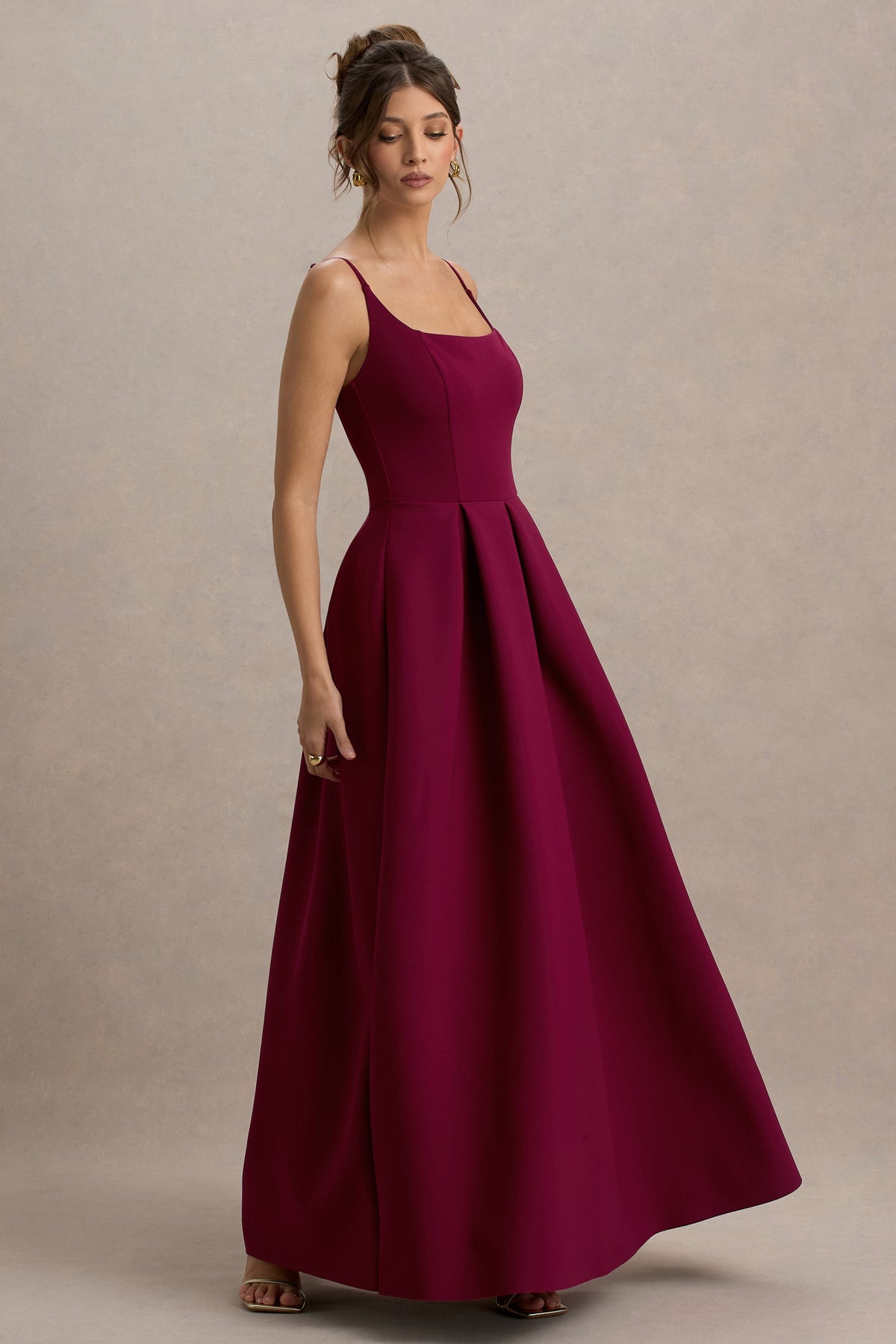 Bambina Burgundy Scoop-Neck Pleated Maxi Dress Club L London - USA Bambina Burgundy Scoop-Neck Pleated Maxi Dress Club L London - USA