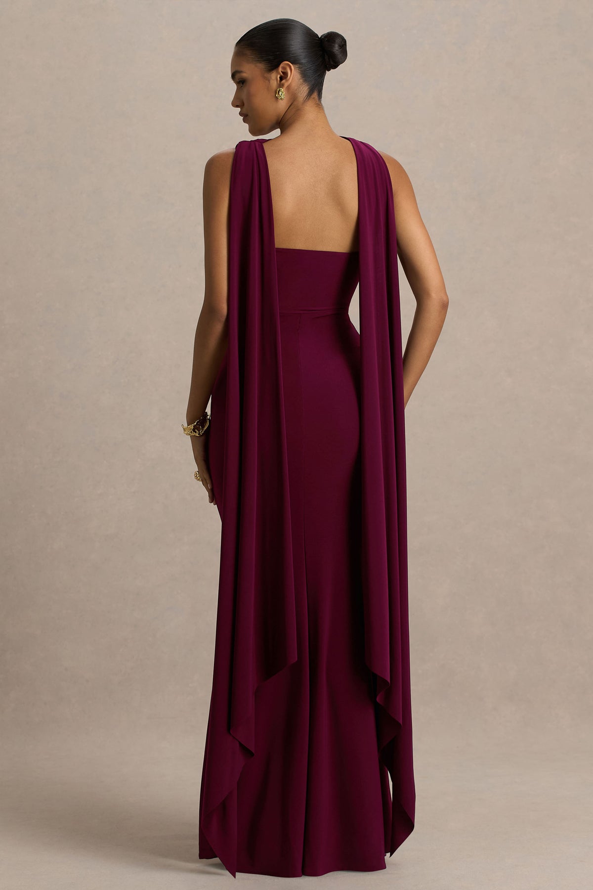 Leila Burgundy Sweetheart Maxi Dress With Scarf Club L London - USA Leila Burgundy Sweetheart Maxi Dress With Scarf Club L London - USA